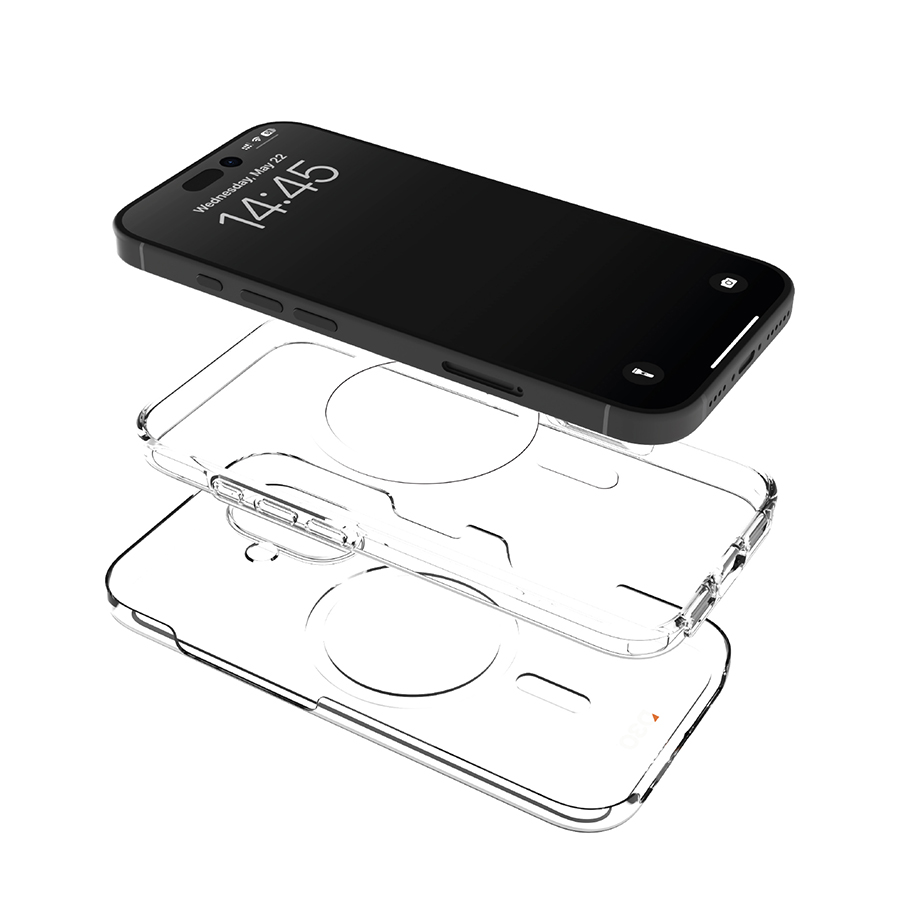 Telefon ve iki şeffaf telefon kılıfı, beyaz zemin.
