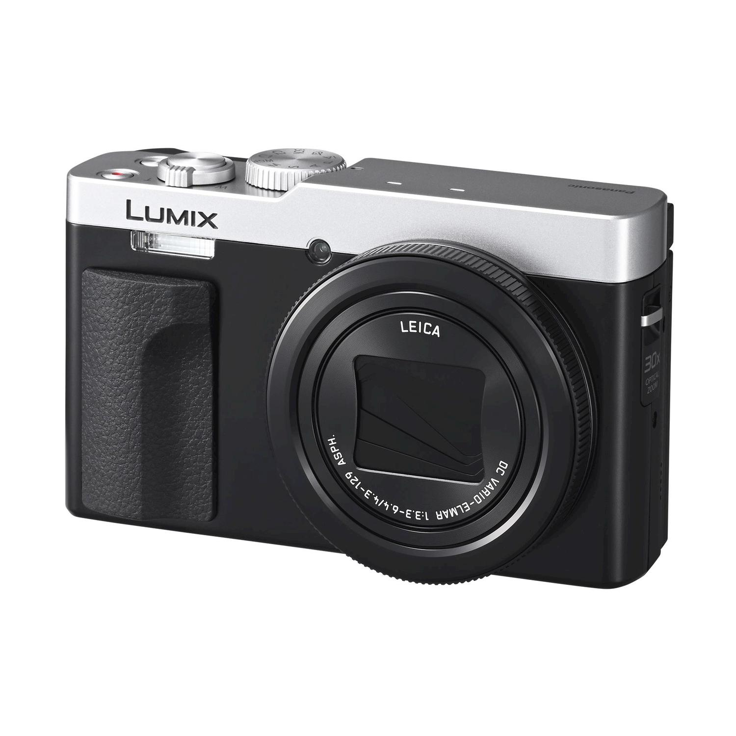 Fotocamera Panasonic Lumix nera e argento. Ha un obiettivo e diversi pulsanti di controllo sulla parte superiore.