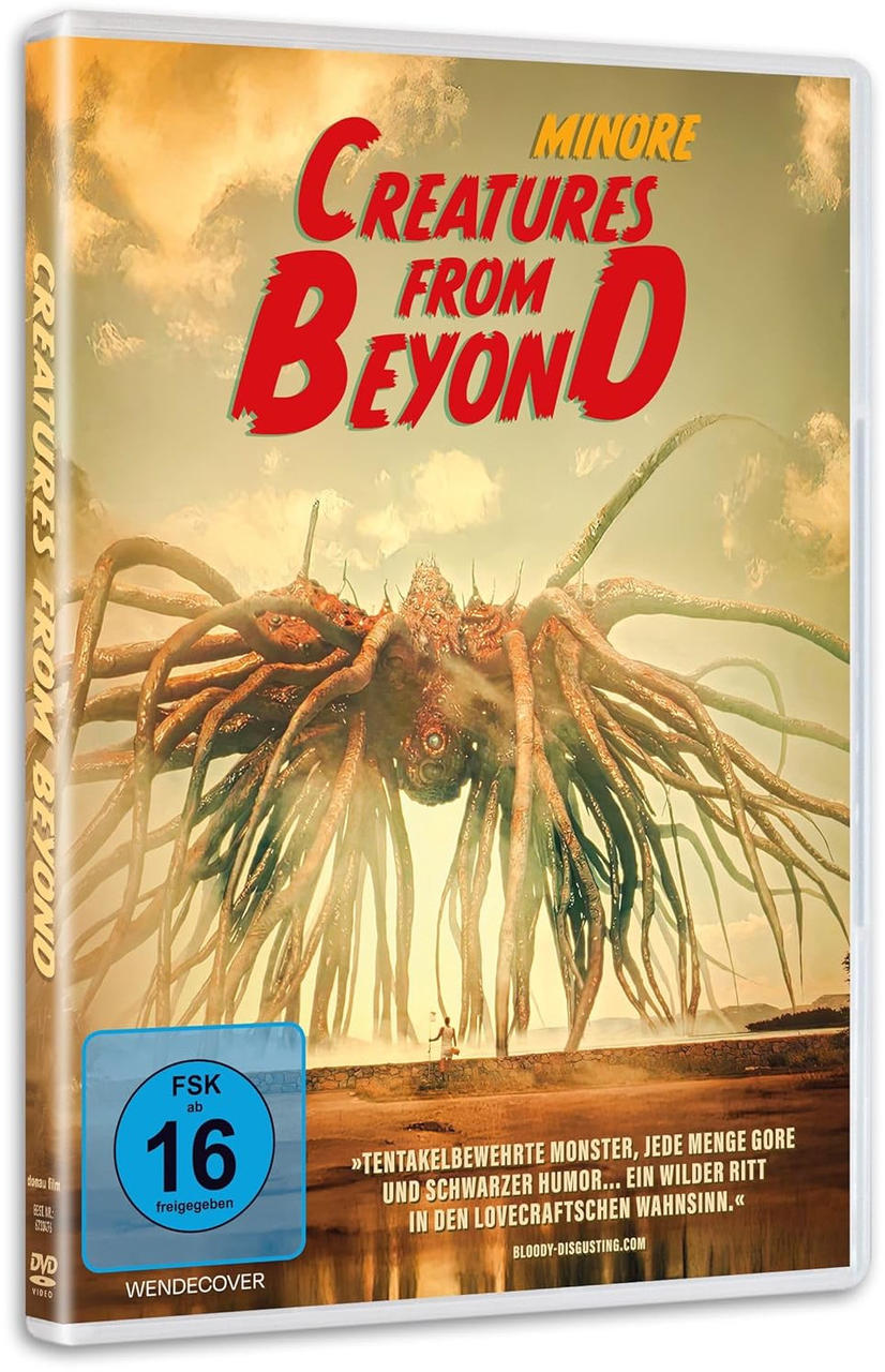 DVD-Cover. Titel: Creatures from Beyond. Bild eines Monsters und einer Person am Strand.