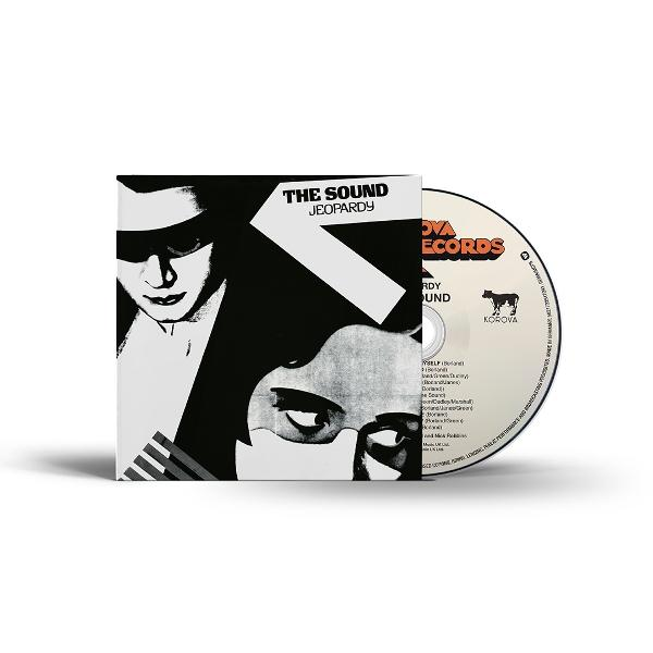 A "The Sound: Jeopardy" album borítója CD-vel. A fekete-fehér grafikán arcok és szöveg látható. A CD-n szöveges címke található.