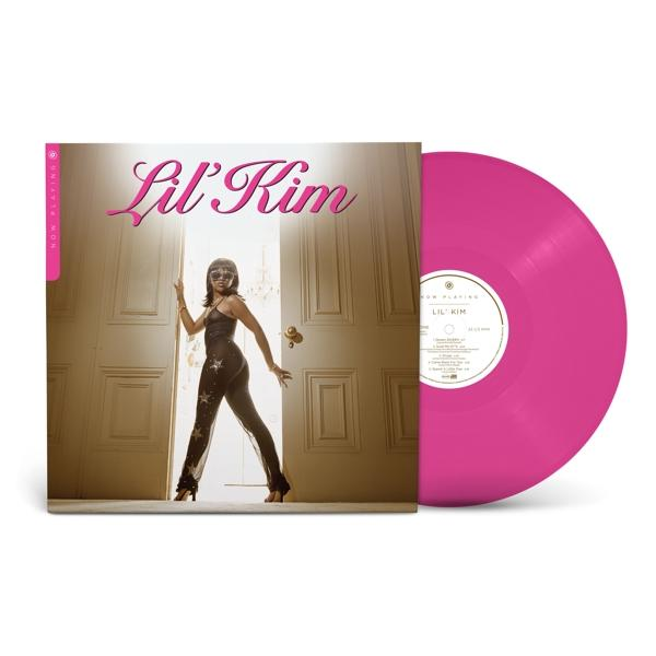 Album borító egy nővel az ajtóban és egy rózsaszín bakelit lemezzel.