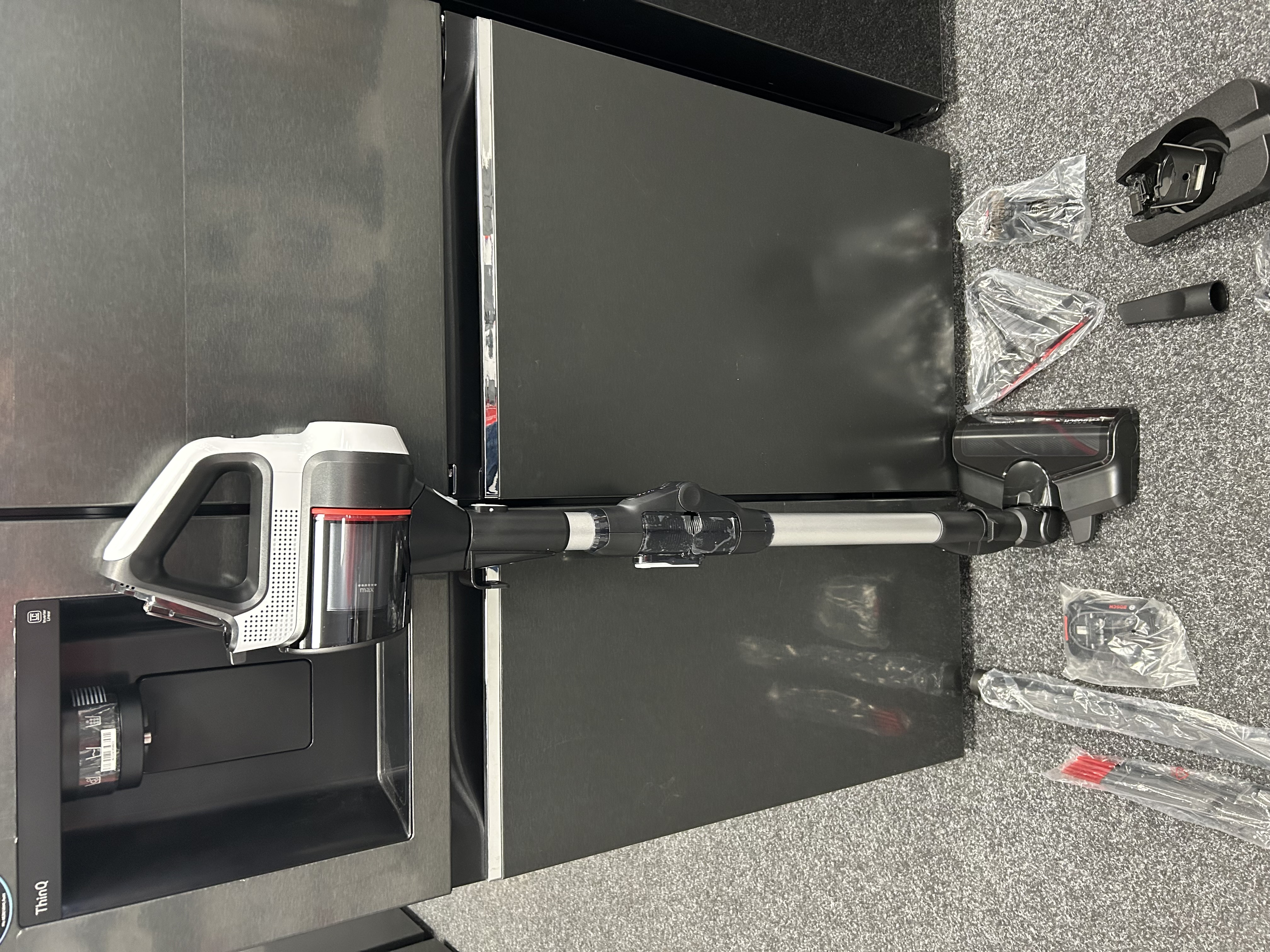 Outlet - Odkurzacz bezprzewodowy BOSCH BCS711XXL Unlimited 7 Biały