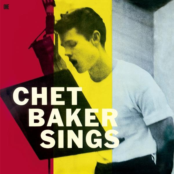 A Chet Baker Sings album borítója egy fekete mikrofonnal.