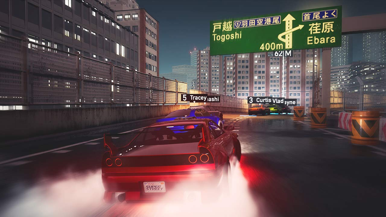 Eine nächtliche Straßenrennszene mit driften Autos und Neonlichtern.