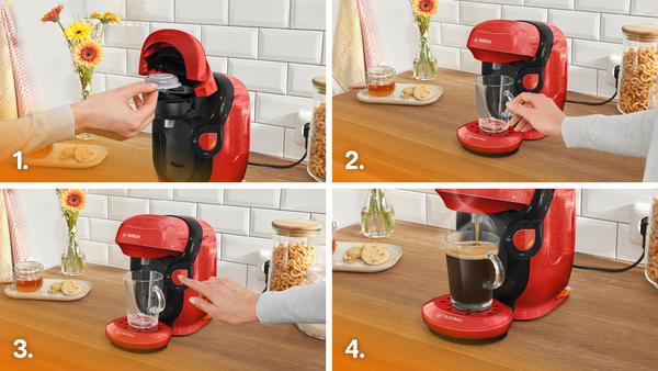 Kaffeemaschinenprozess mit vier Schritten. Rote Maschine und eine Glastasse mit Kaffee.