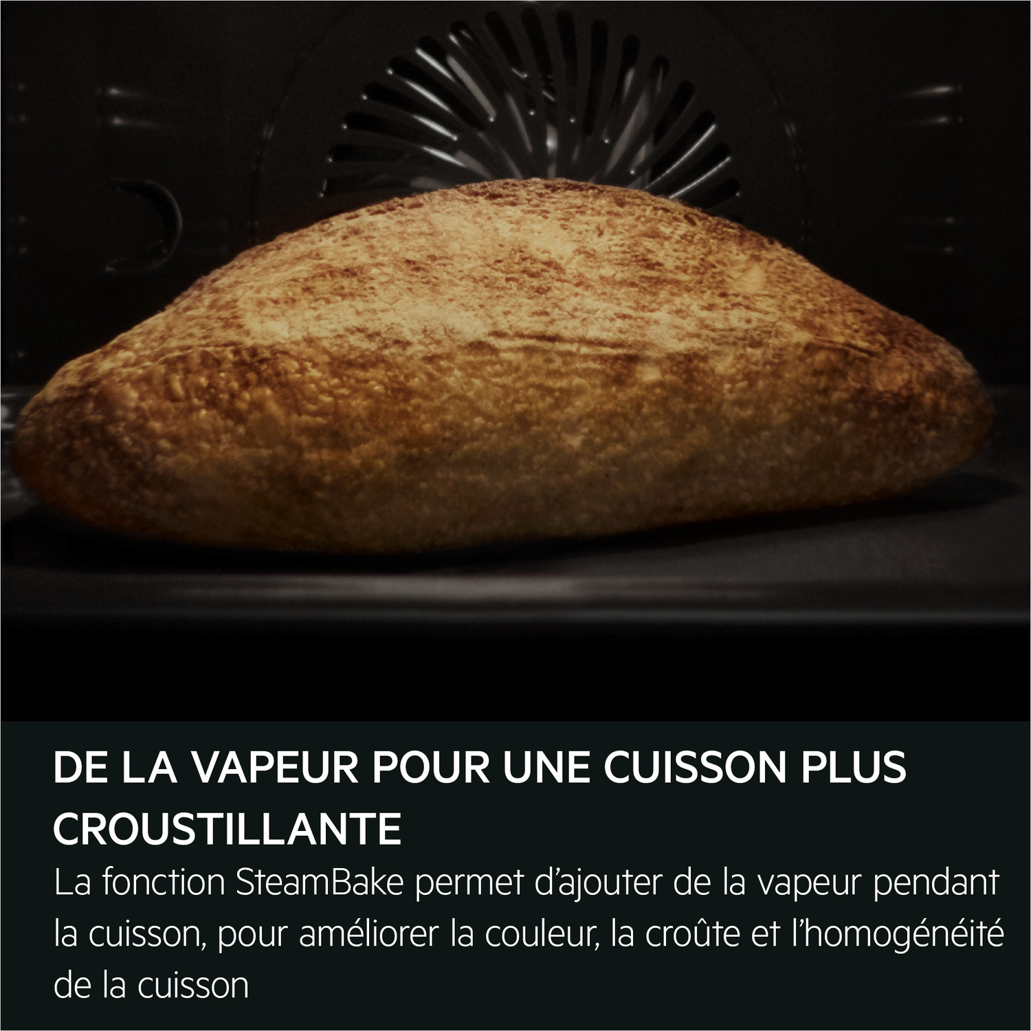 Pain dans un four, texte en français sur la cuisson à la vapeur.
