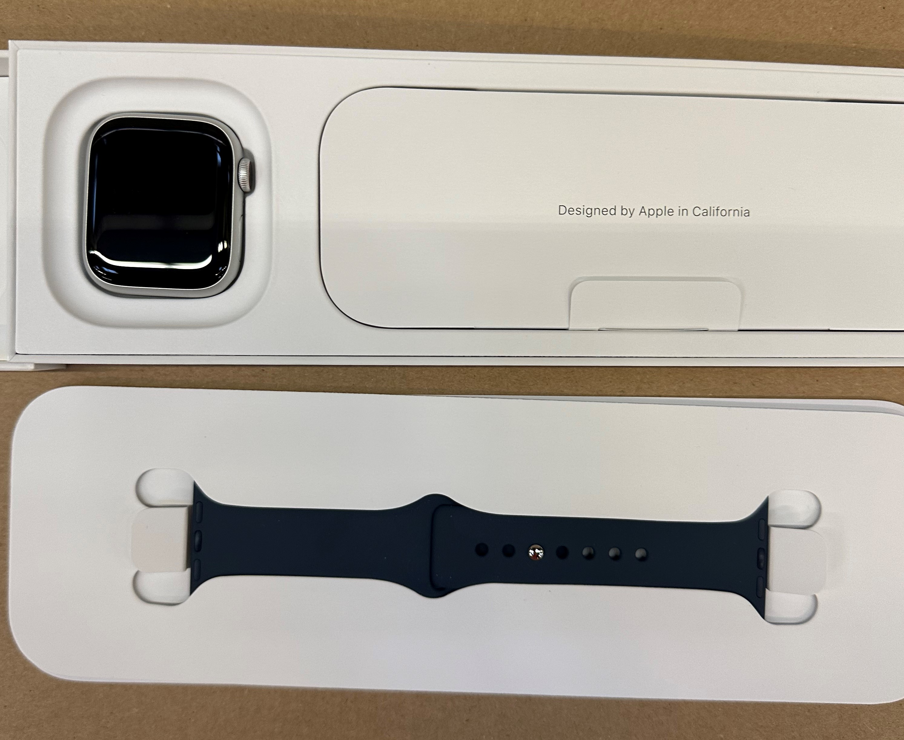 OUTLET - Smartwatch APPLE Watch Series 9 GPS + Cellular Koperta 41mm