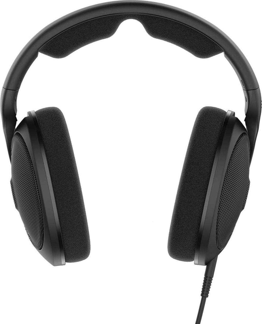 Schwarze Over-Ear-Kopfhörer mit großen Ohrmuscheln und einem Kabel. Die Ohrpolster sind aus weichem Material.