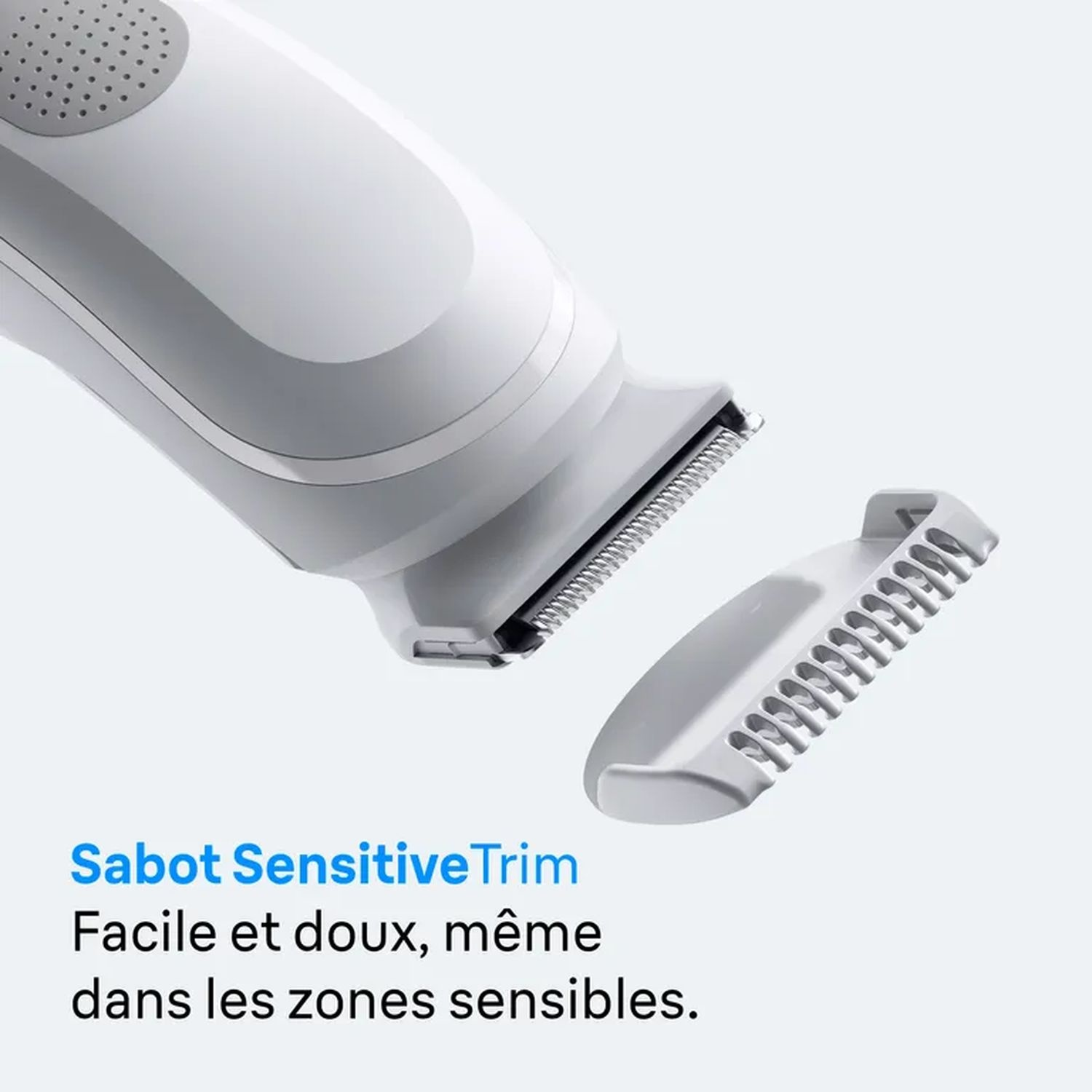 Tête de rasoir et accessoire. Texte : Facile et doux, même dans les zones sensibles.