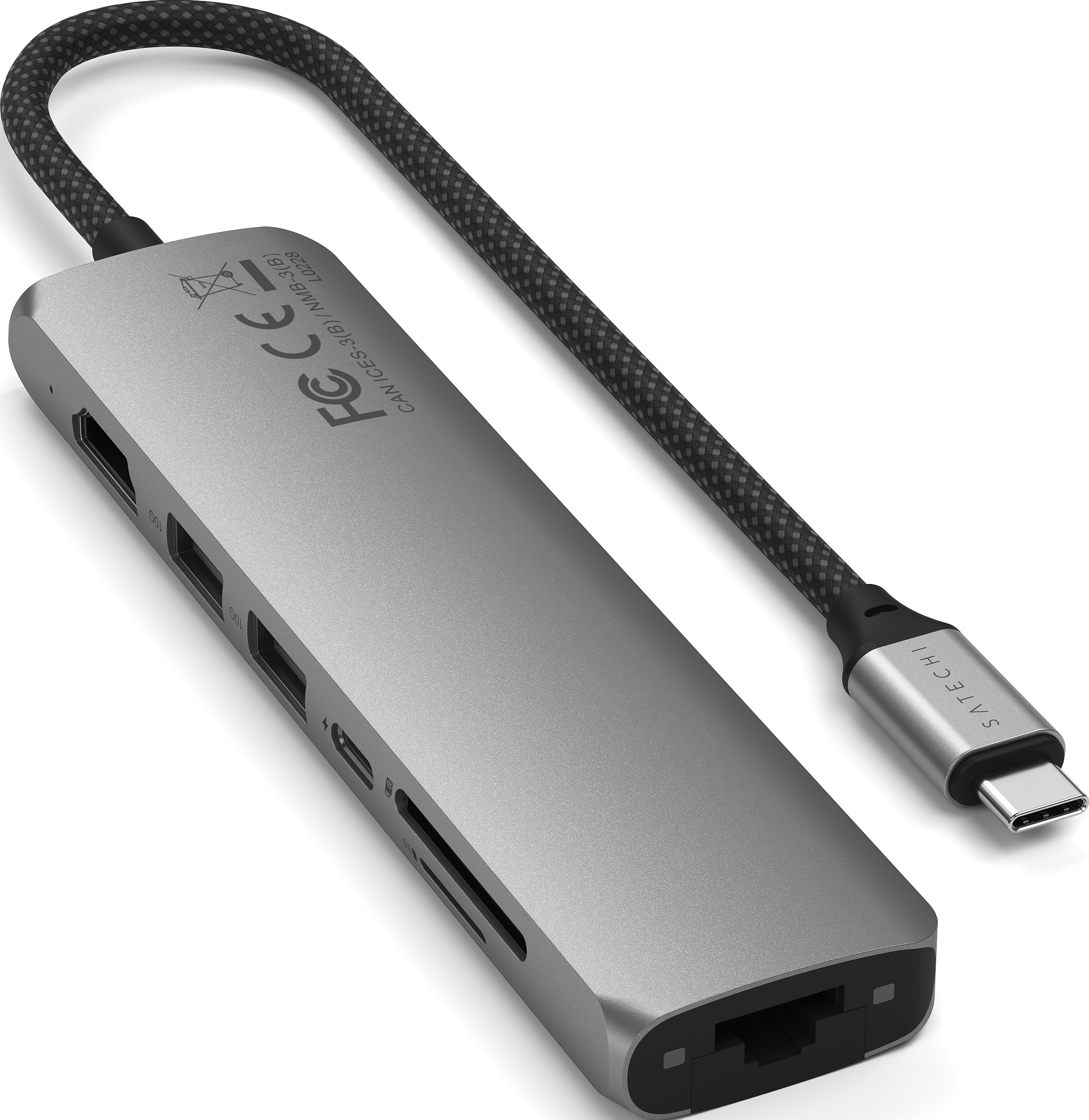 Silberner Adapter mit USB-C, mehreren Anschlüssen. Schwarzes Kabel.