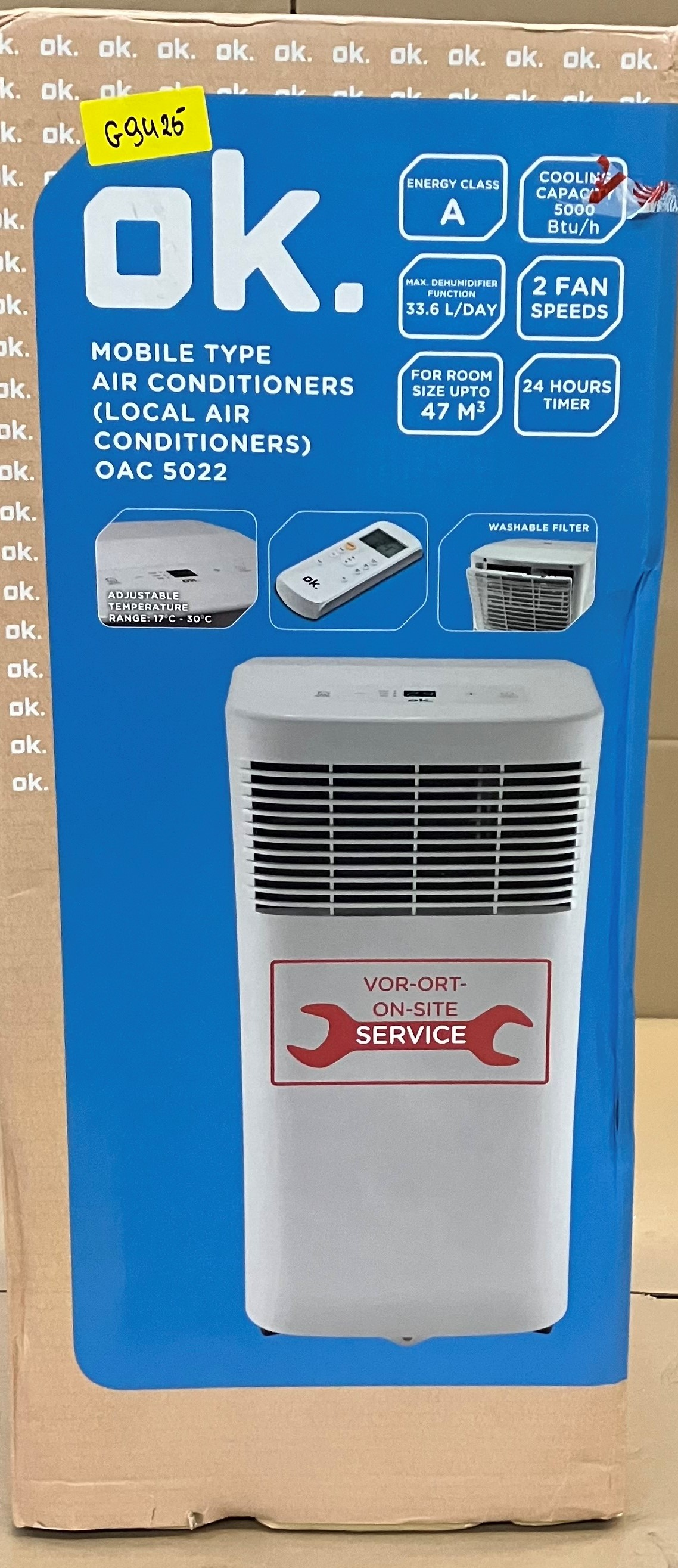 Biały przenośny klimatyzator z tekstem na pudełku.