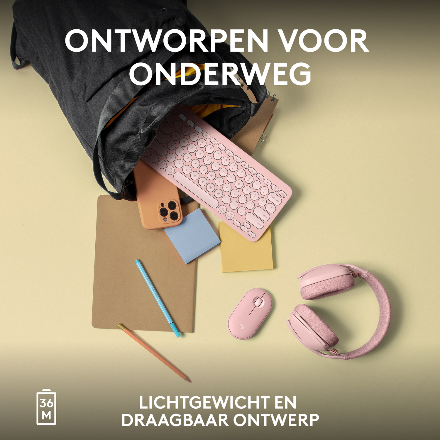 Objecten waaronder een toetsenbord, muis en koptelefoon.
