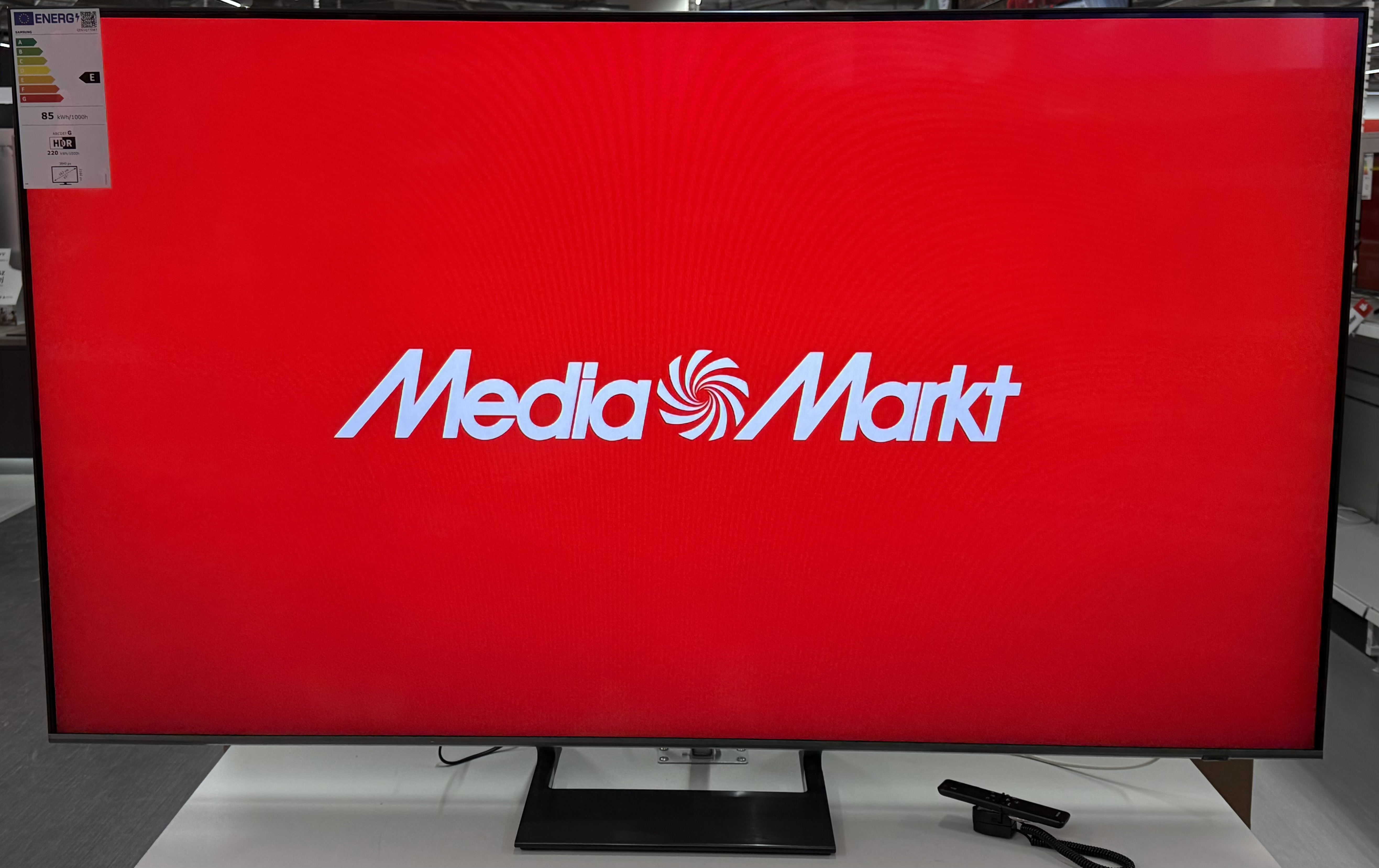 OUTLET Telewizor QLED SAMSUNG QE65Q77DATXXH 65" 4K 120Hz Tizen Quantum HDR