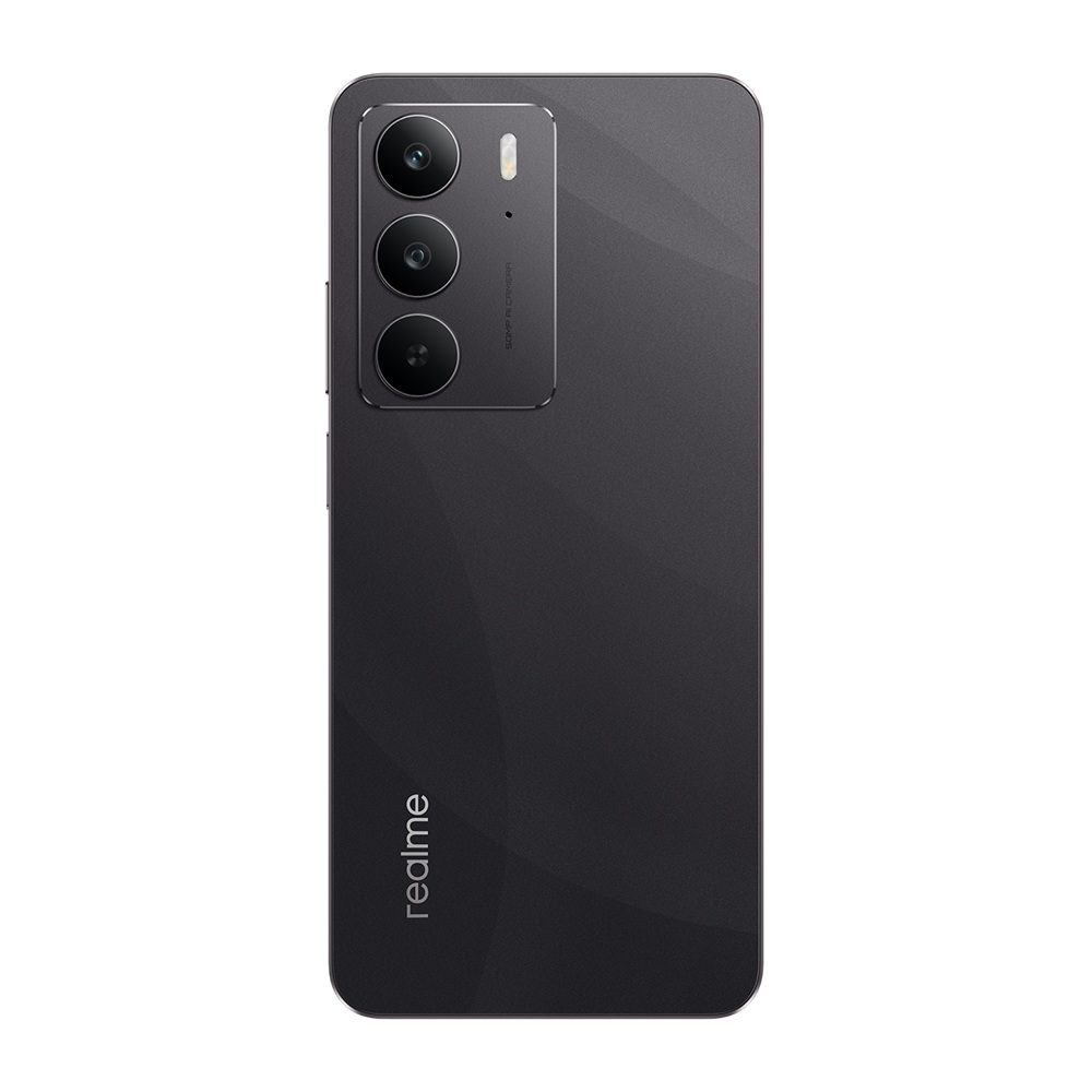 Siyah akıllı telefon. Üç arka kamera. Altta Realme logosu. Beyaz arka plan.