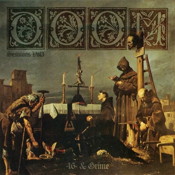 Albumcover: Mönche, Altar und abgetrennter Kopf. Gebäude im Hintergrund.