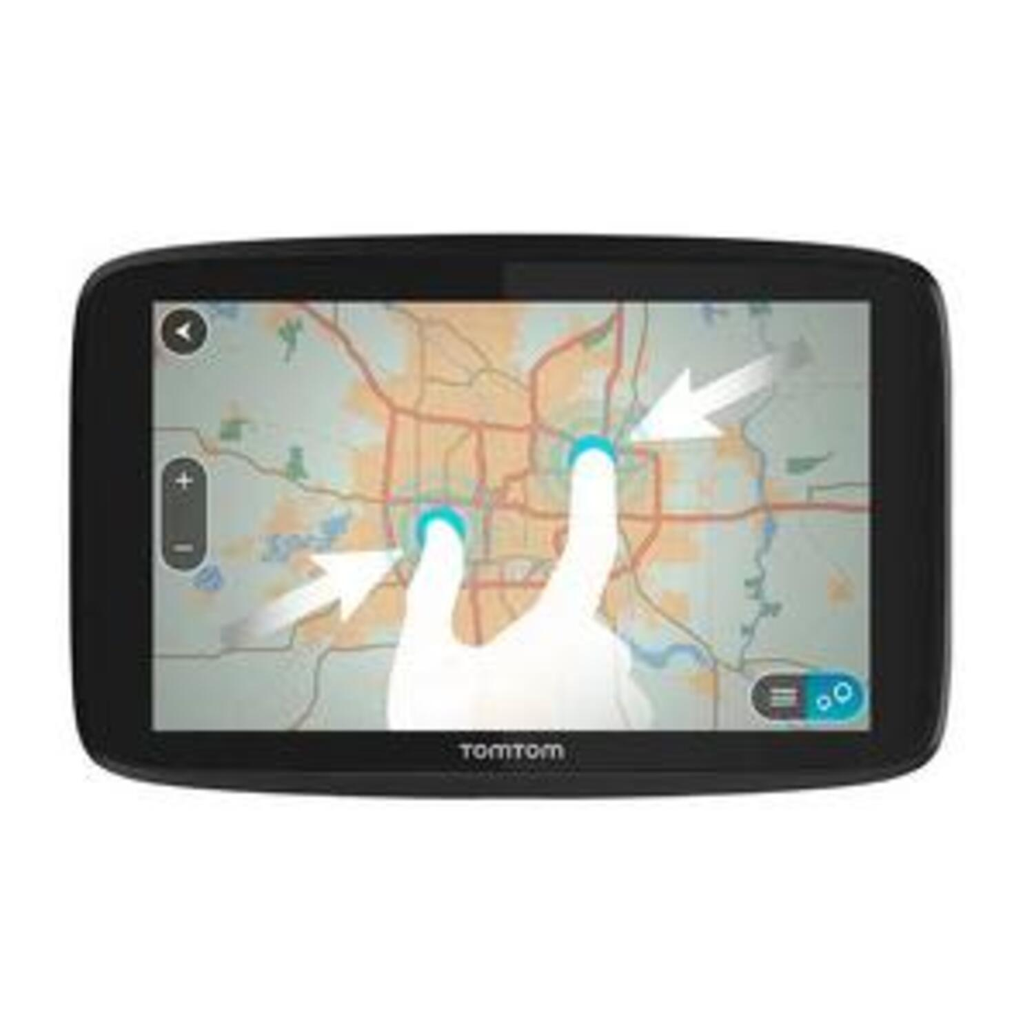 GPS-apparaat met een kaart met twee vingers die het scherm aanraken.