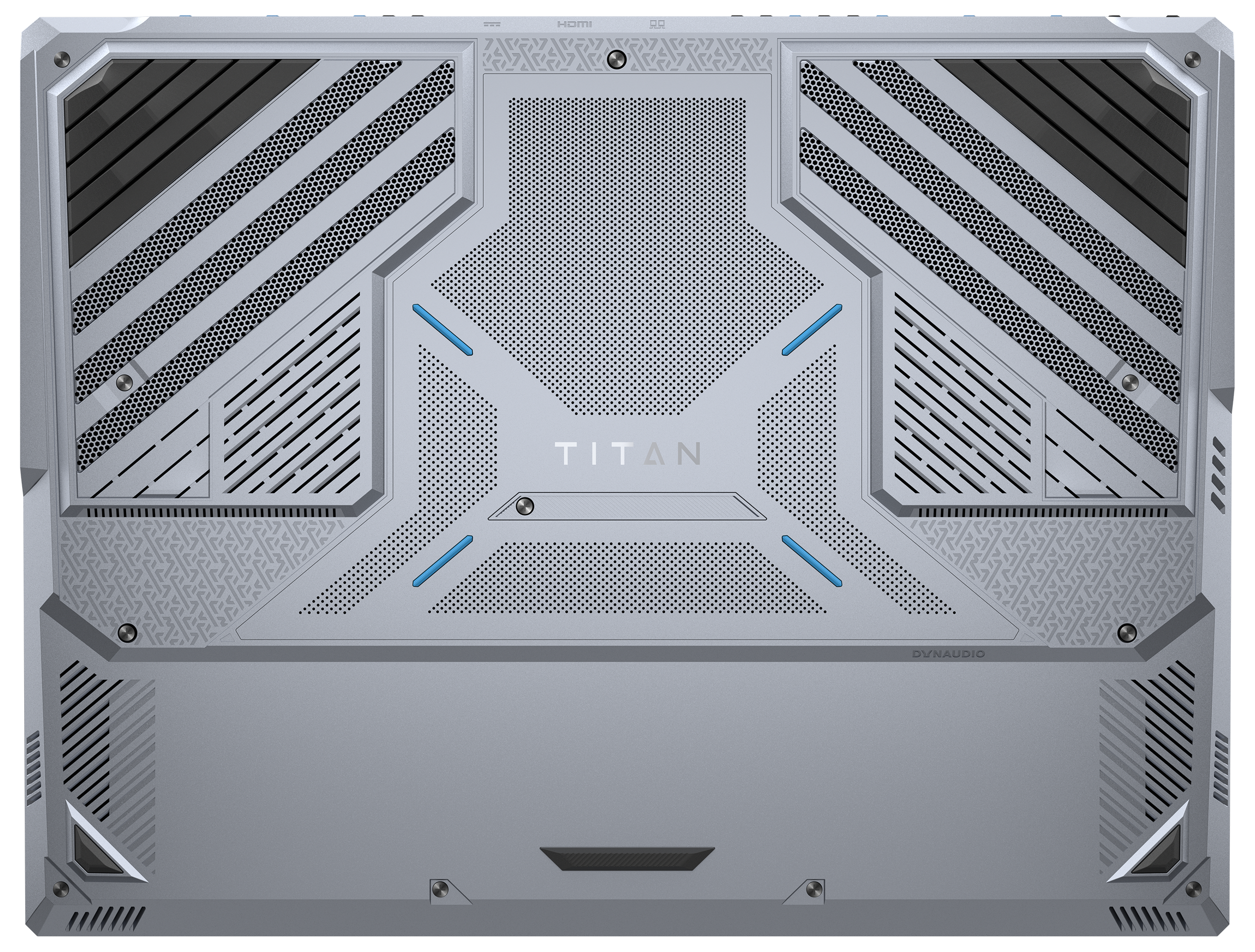 Die Unterseite eines grauen Laptops mit einem 'TITAN'-Logo und Lüftungsdesigns.
