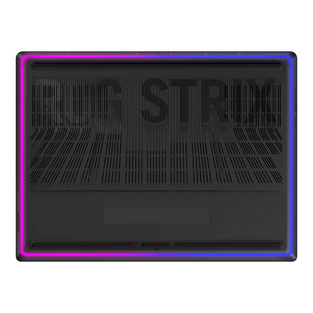 RGB ışıklı siyah bir dizüstü bilgisayarın altı. Metin şöyle diyor: 'ROG STRIX'.