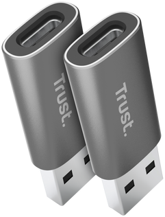 Két szürke Trust USB-adapter, rajtuk a Trust felirattal.