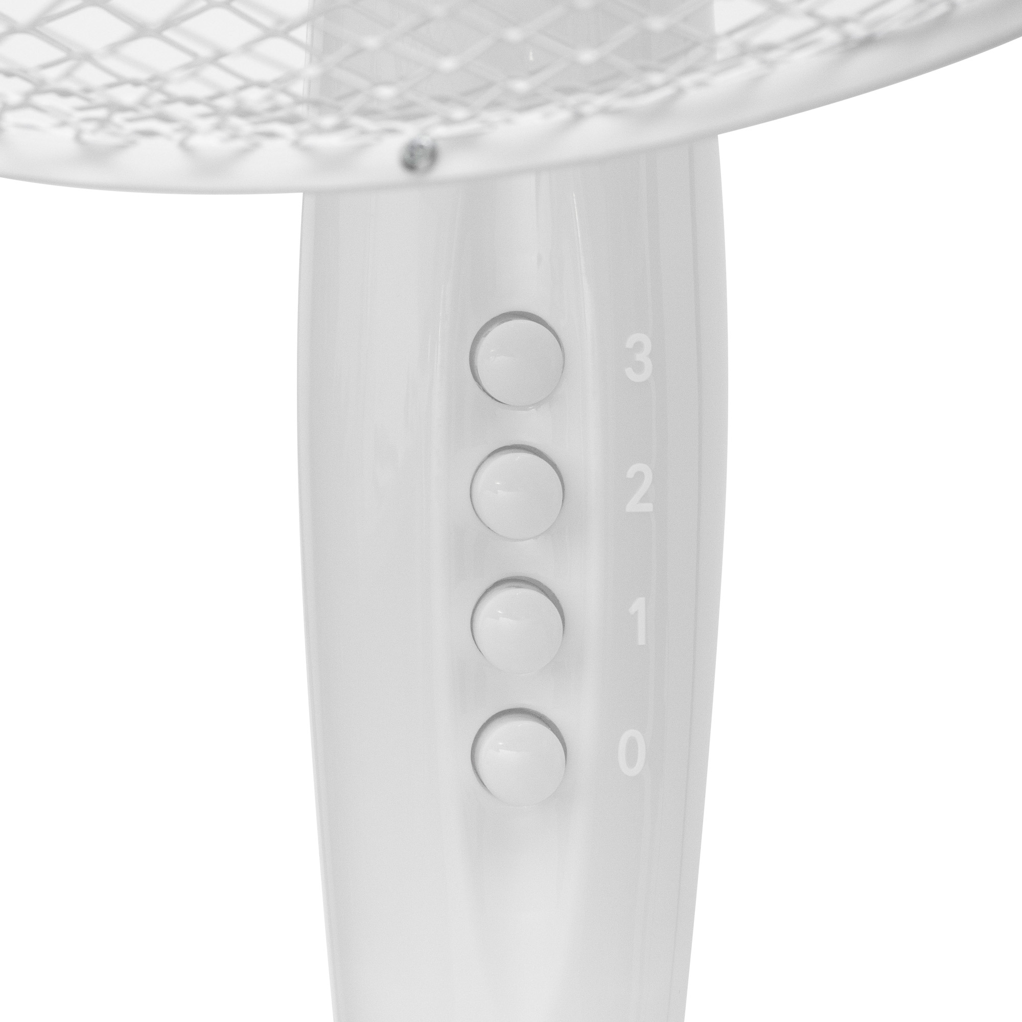 Fehér ventilátor szár 0,1,2,3 sebességbeállítással. Fehér rács van a tetején.