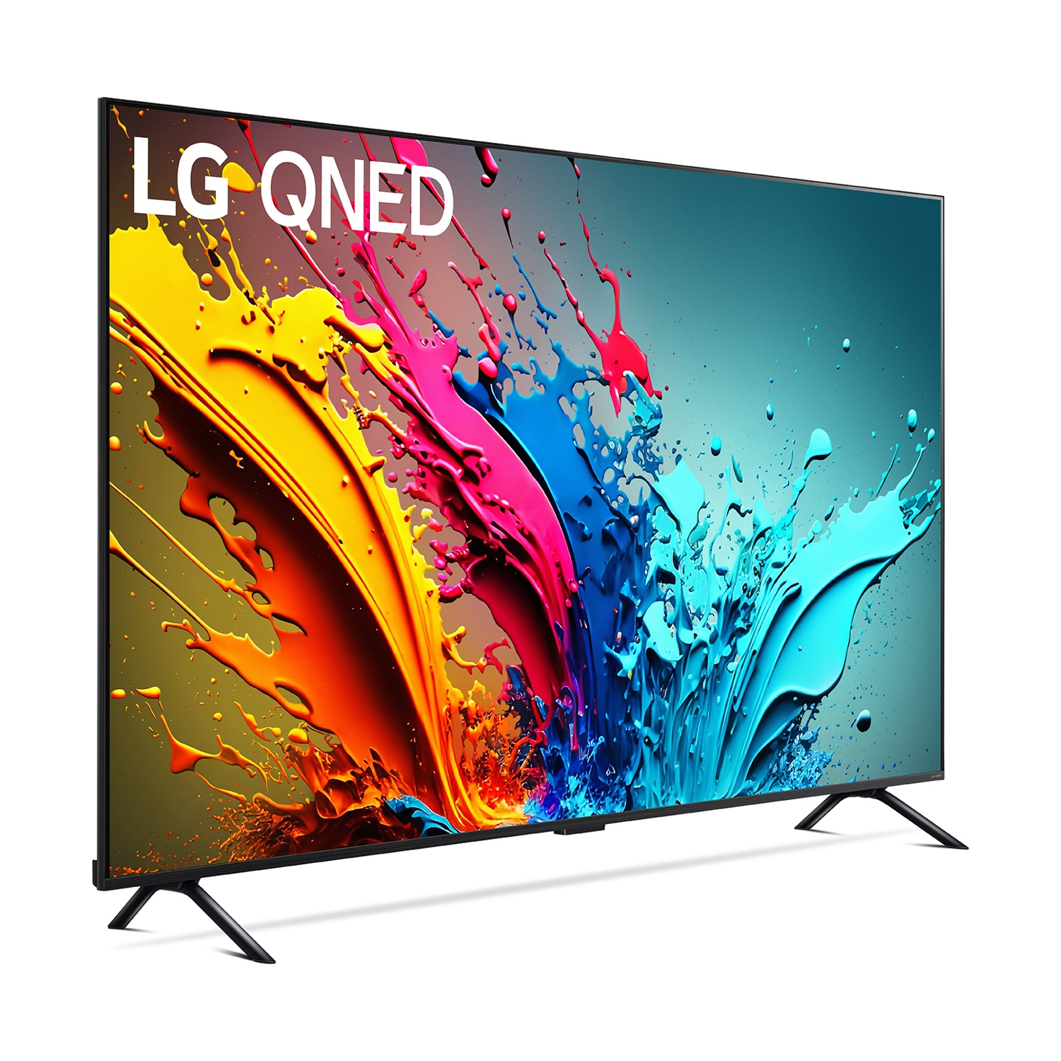Una TV LG QNED con un'esplosione di colori vibranti sullo schermo, su uno sfondo bianco.