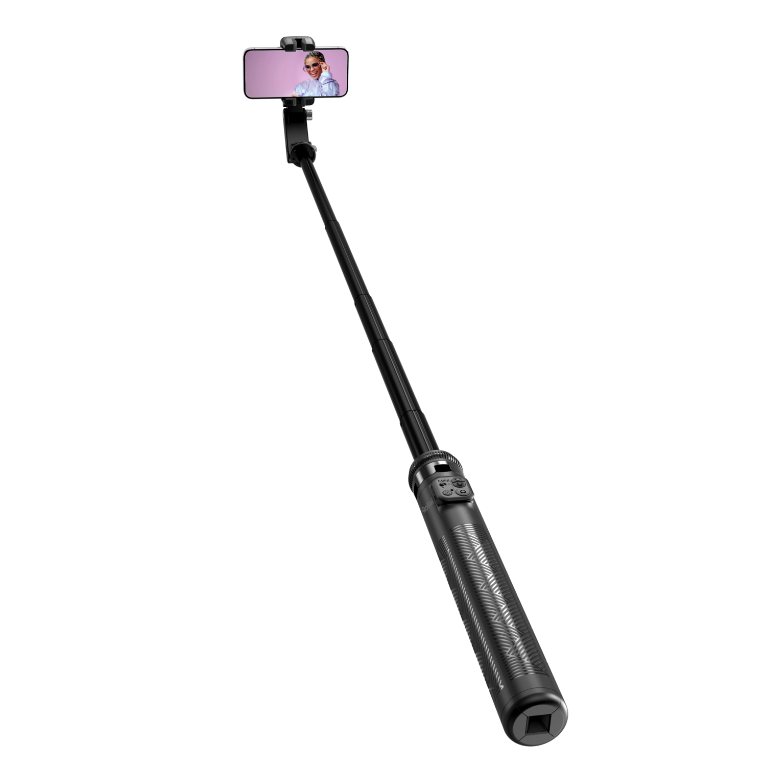 Zwarte selfiestick met telefoon bevestigd. Telefoon toont een vrouw die een selfie maakt. Zwarte achtergrond.