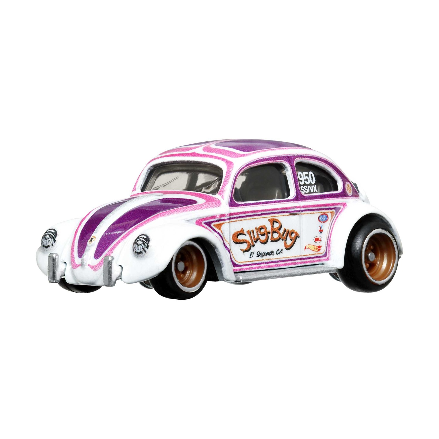Macchina giocattolo Volkswagen Beetle bianca e viola con design da corsa. Sfondo bianco.
