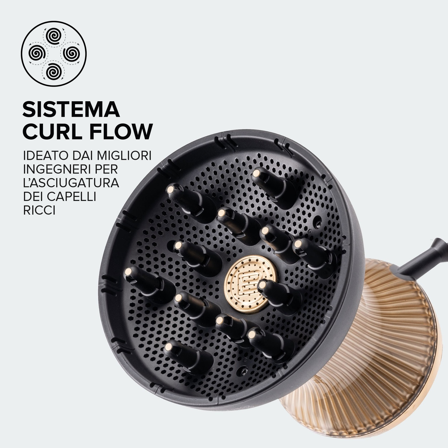 Diffusore per asciugacapelli nero e oro, vista ravvicinata, con testo in italiano.