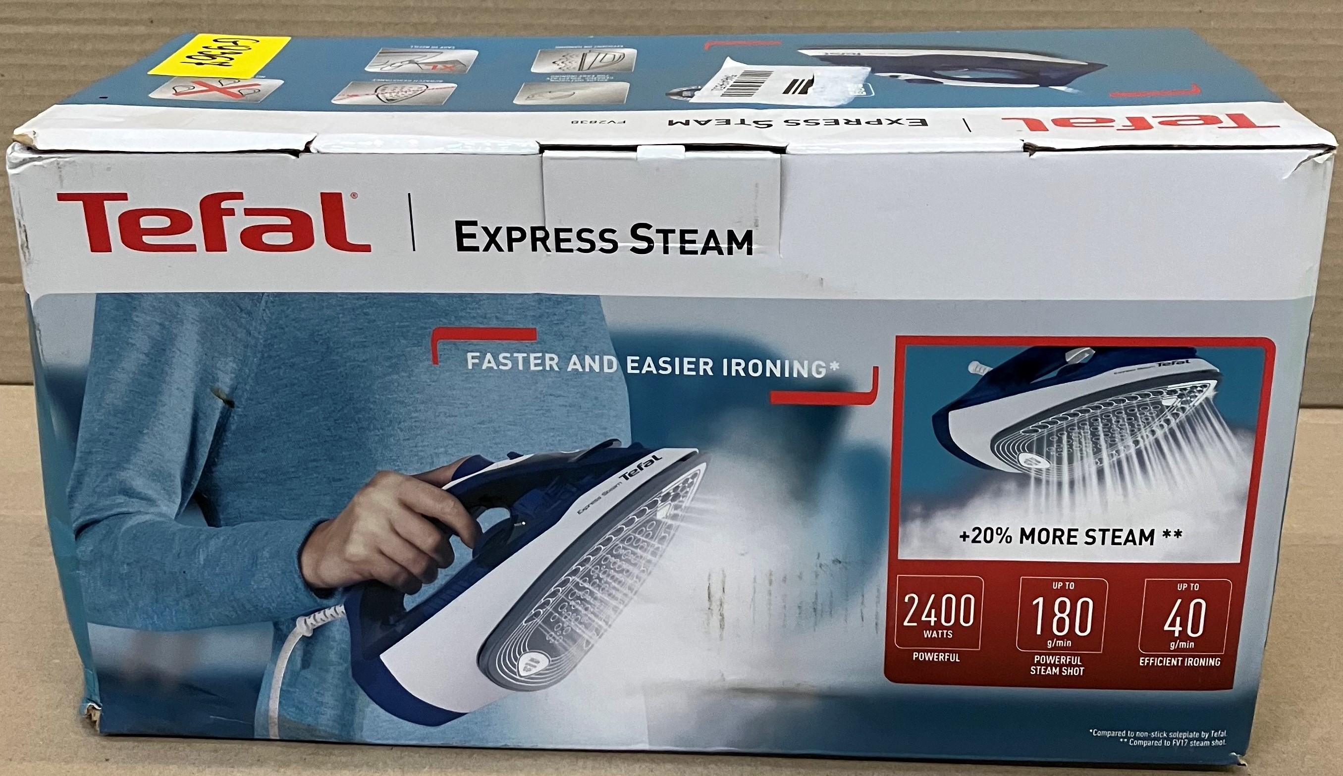 Pudełko żelazka Tefal Express Steam z obrazem żelazka i tekstem.