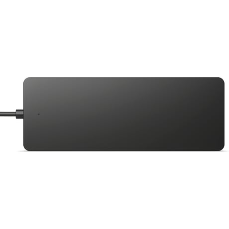 Un dispositivo rectangular negro con un cable conectado.