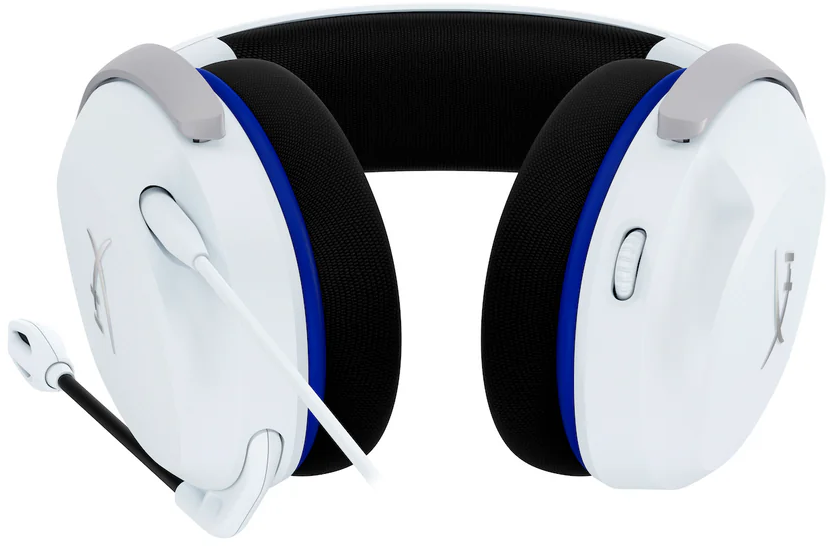 Fehér gamer headset mikrofonnal, kék részletekkel és fekete fejpánttal.