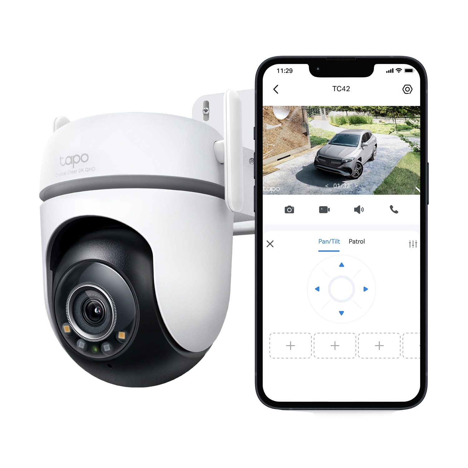 Una telecamera di sicurezza bianca, con un telefono che mostra un'immagine di auto, su sfondo bianco.