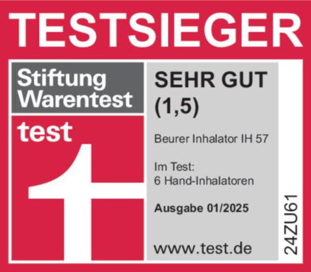 Ein rot-weißes Etikett zeigt eine 'Sehr Gut' Bewertung für einen Beurer Inhalator.