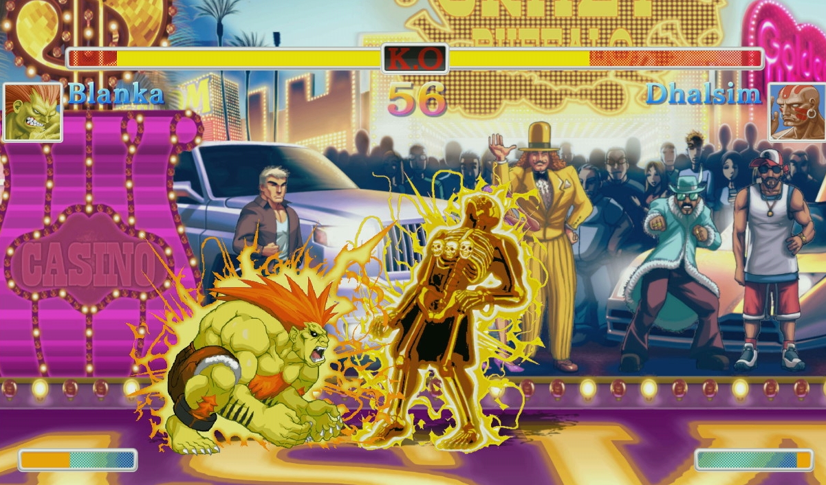 Eine Street Fighter II Spielszene mit Blanka und Dhalsim, die kämpfen, umgeben von einer Menge.
