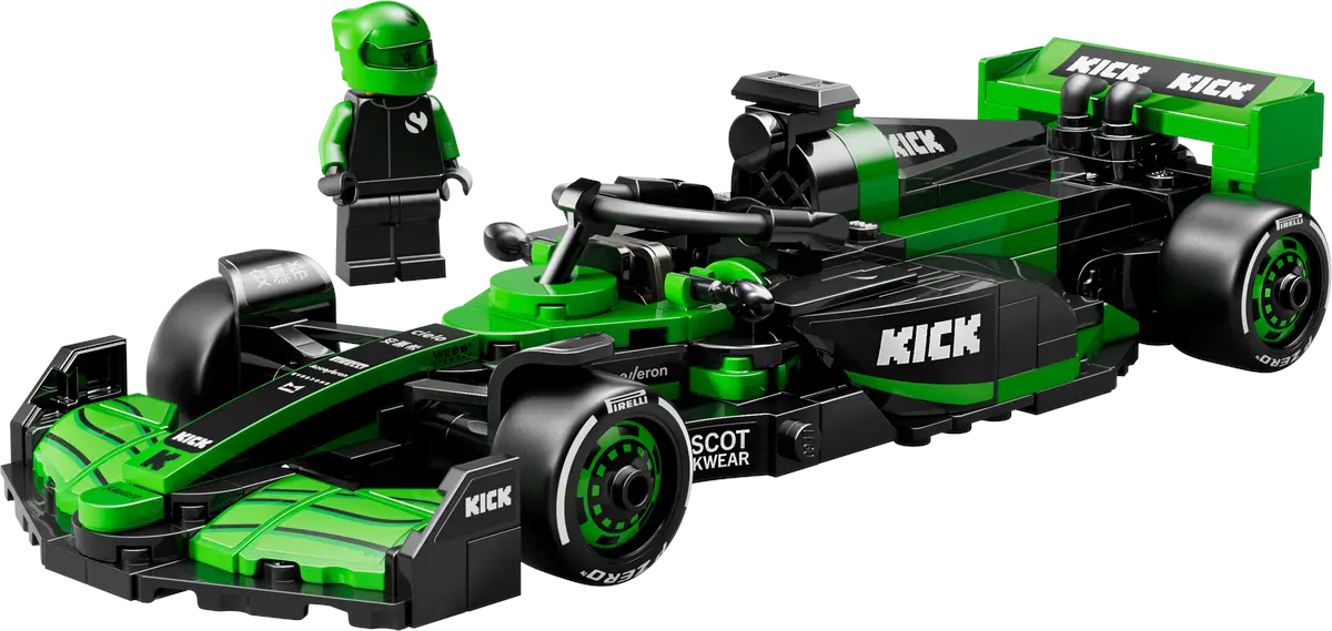 Zielony i czarny samochód wyścigowy Lego i zielona figurka. Samochód ma logo sponsorów i czarne koła.