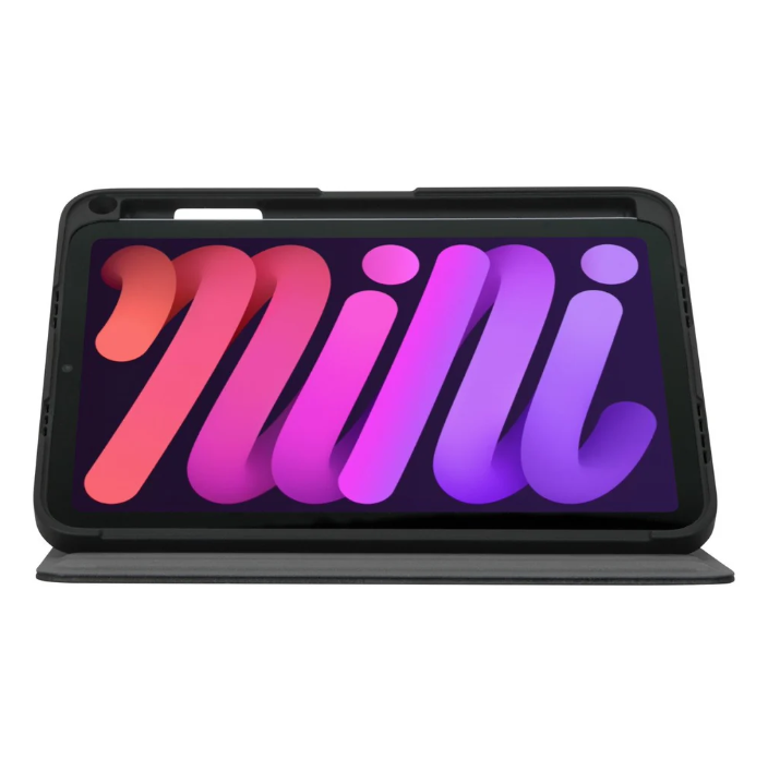 Siyah bir kılıf içinde bir iPad Mini, ekranda koyu bir arka plan üzerinde pembe, mor ve beyaz renk geçişiyle 'mini' kelimesi.