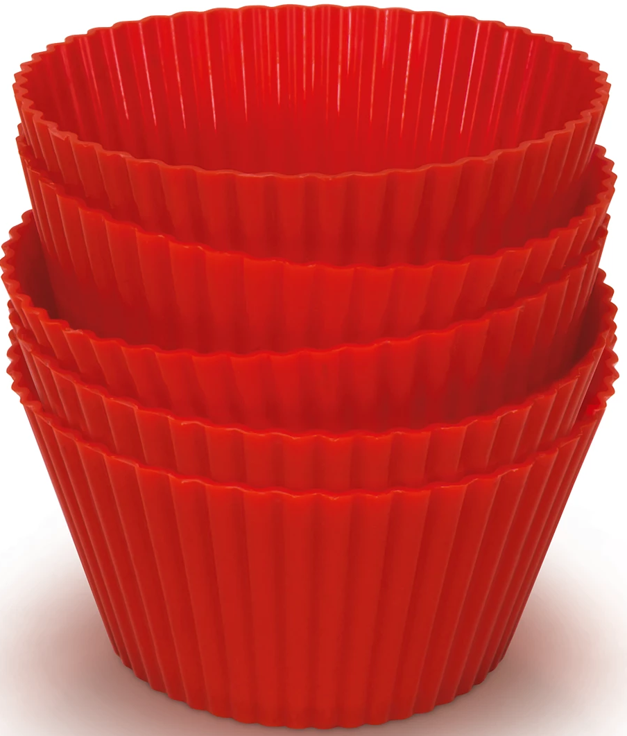 Ein Stapel von fünf roten Silikon-Cupcake-Formen.