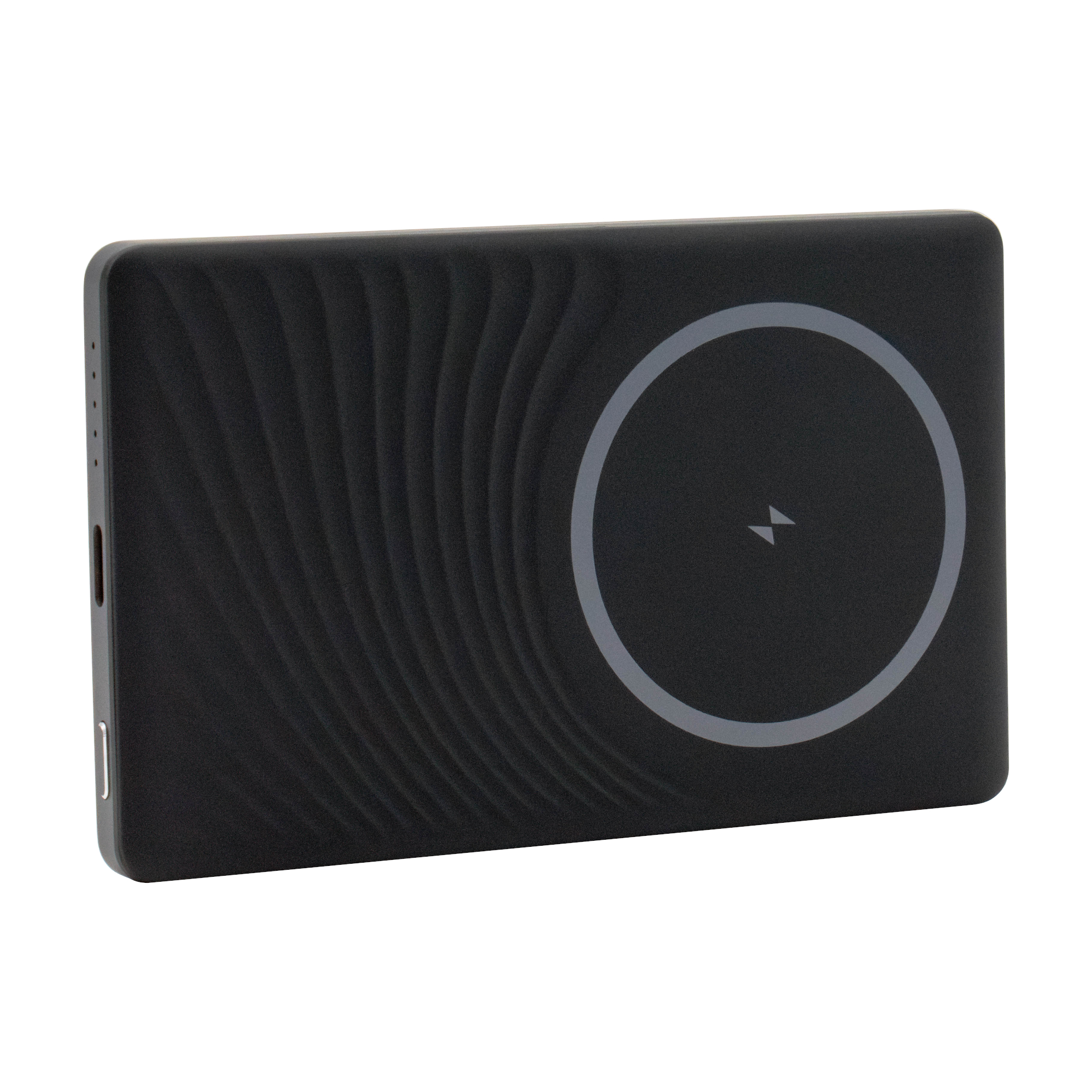 Eine schwarze rechteckige Powerbank mit einem kabellosen Ladekreis.