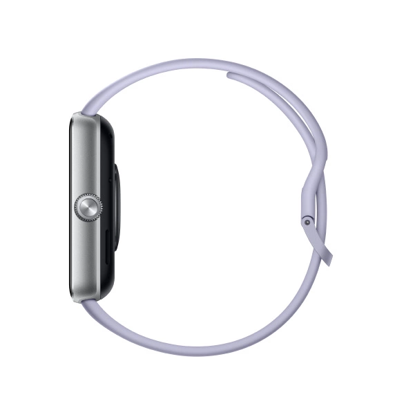 Widok z boku srebrnego Apple Watch z lawendowym paskiem na białym tle.