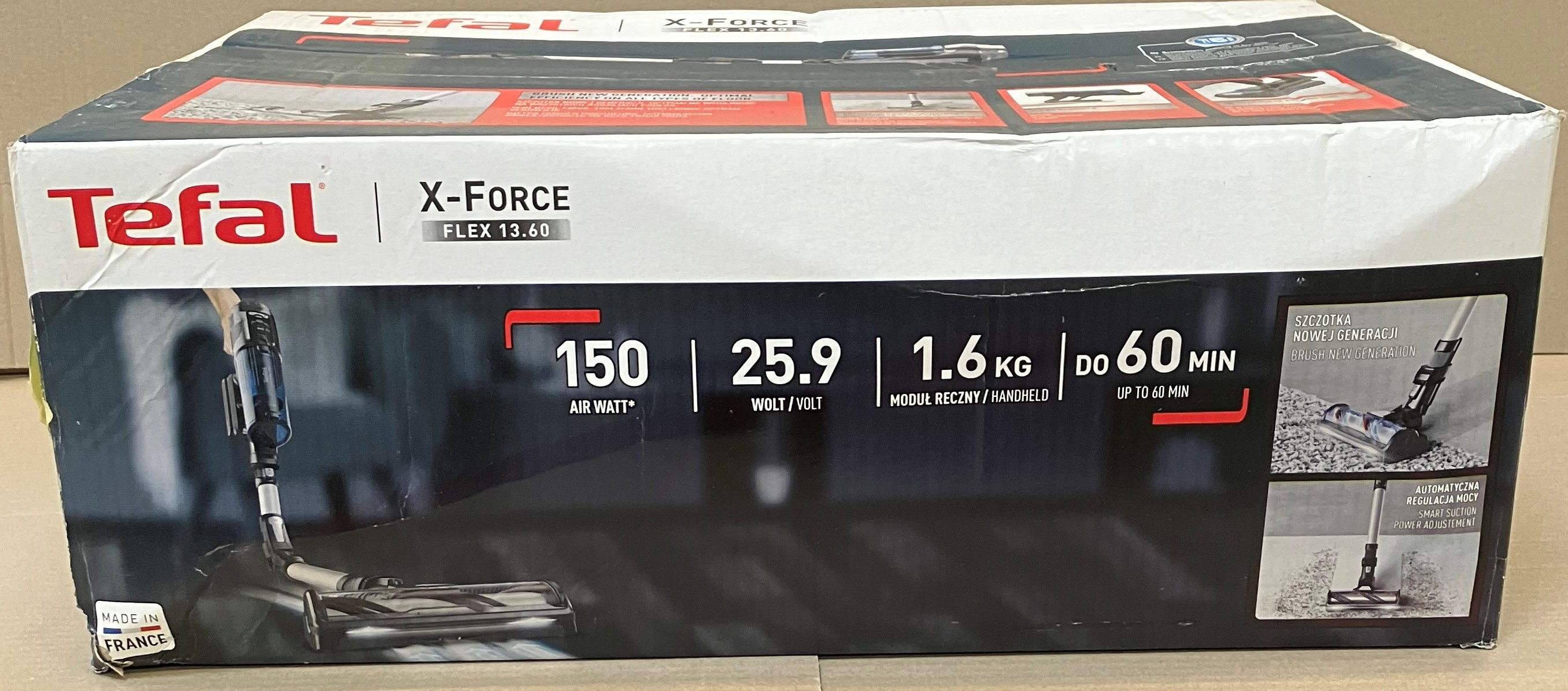 Pudełko od odkurzacza Tefal X-Force Flex 13.60, ze specyfikacją na przodzie.