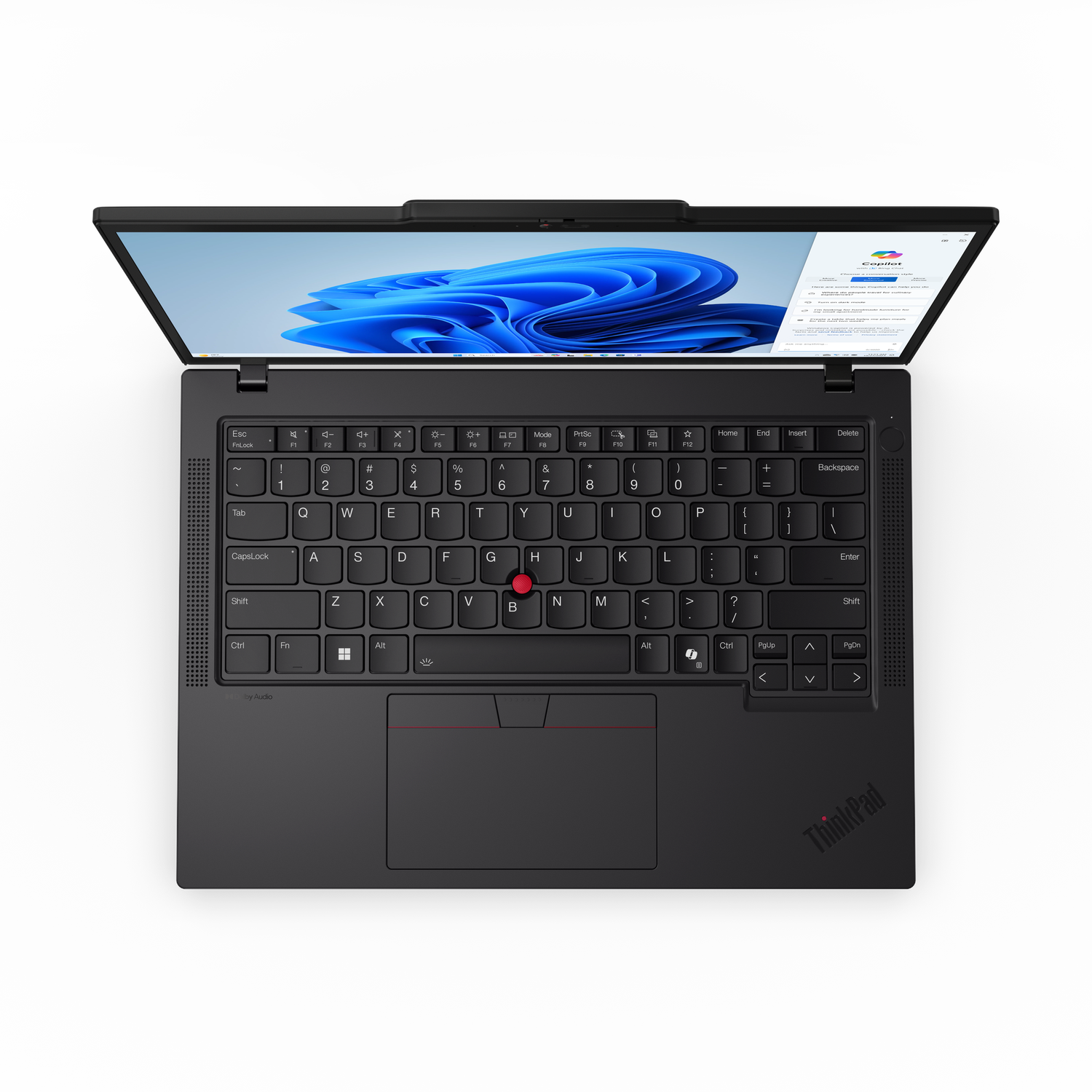 Bovenaanzicht van een zwarte ThinkPad laptop, open en met toetsenbord, trackpad en scherm.