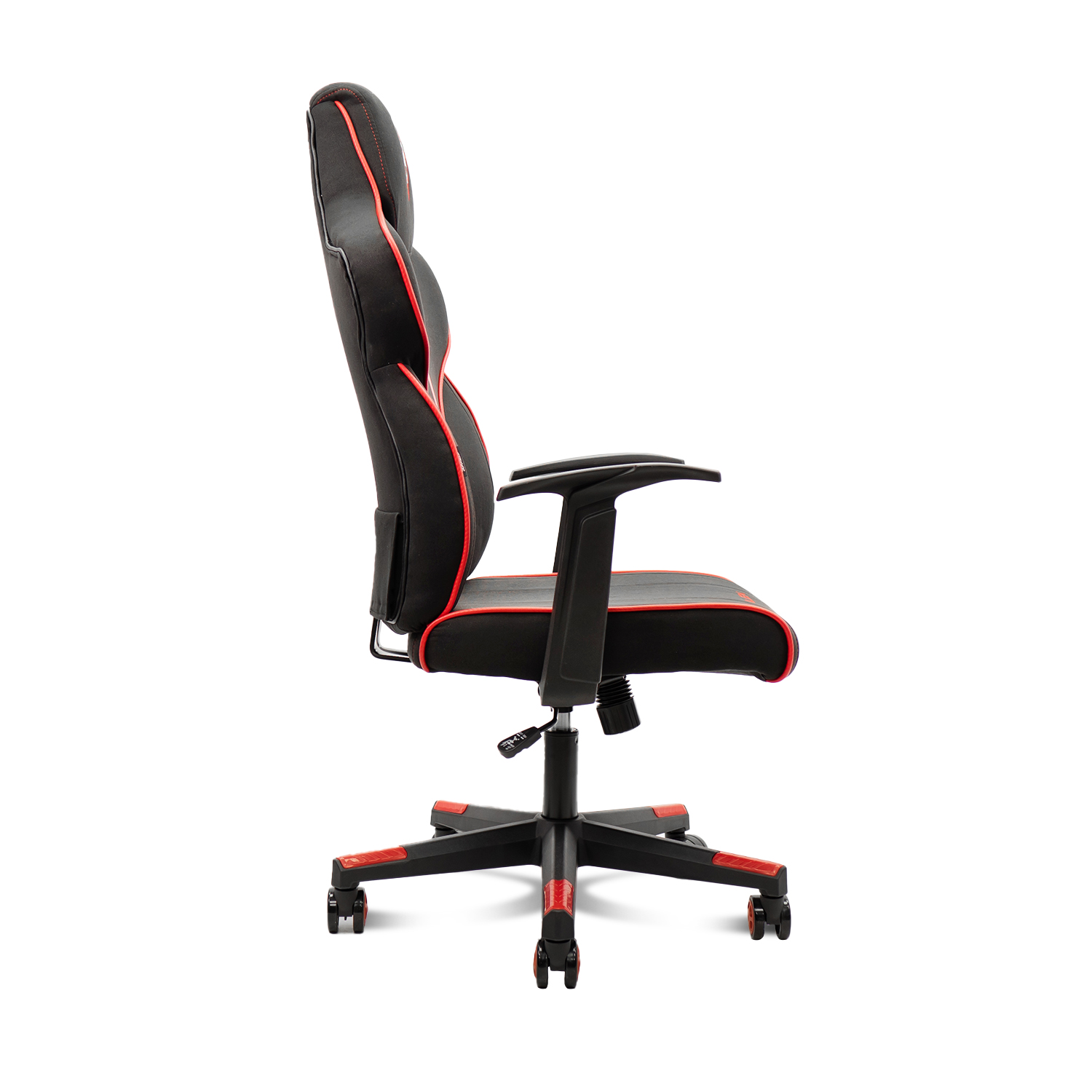 Una silla de juego negra y roja sobre un fondo blanco, vista lateral.