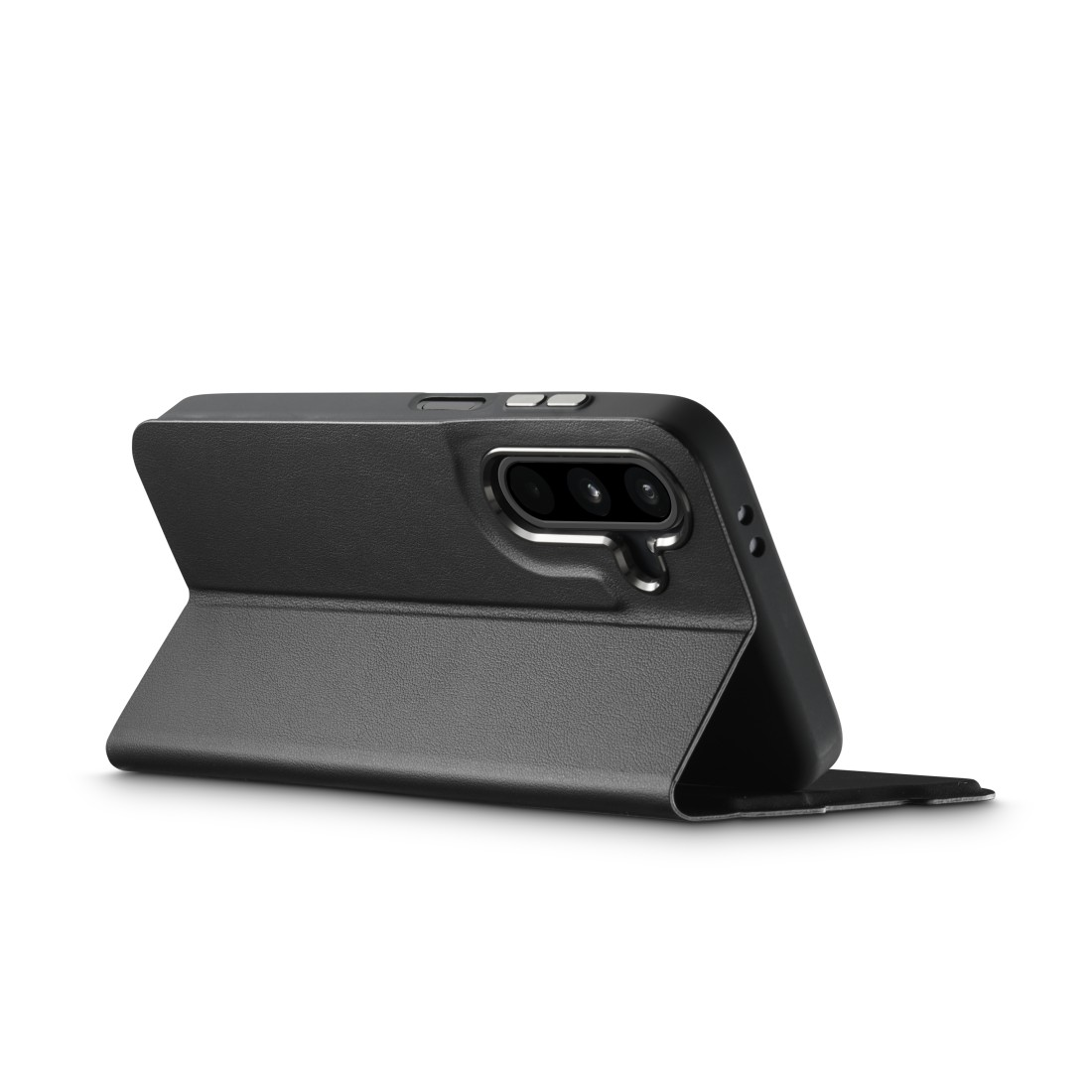 Ein schwarzes Telefon mit Hülle. Die Hülle ist gefaltet, um das Telefon aufzustellen.