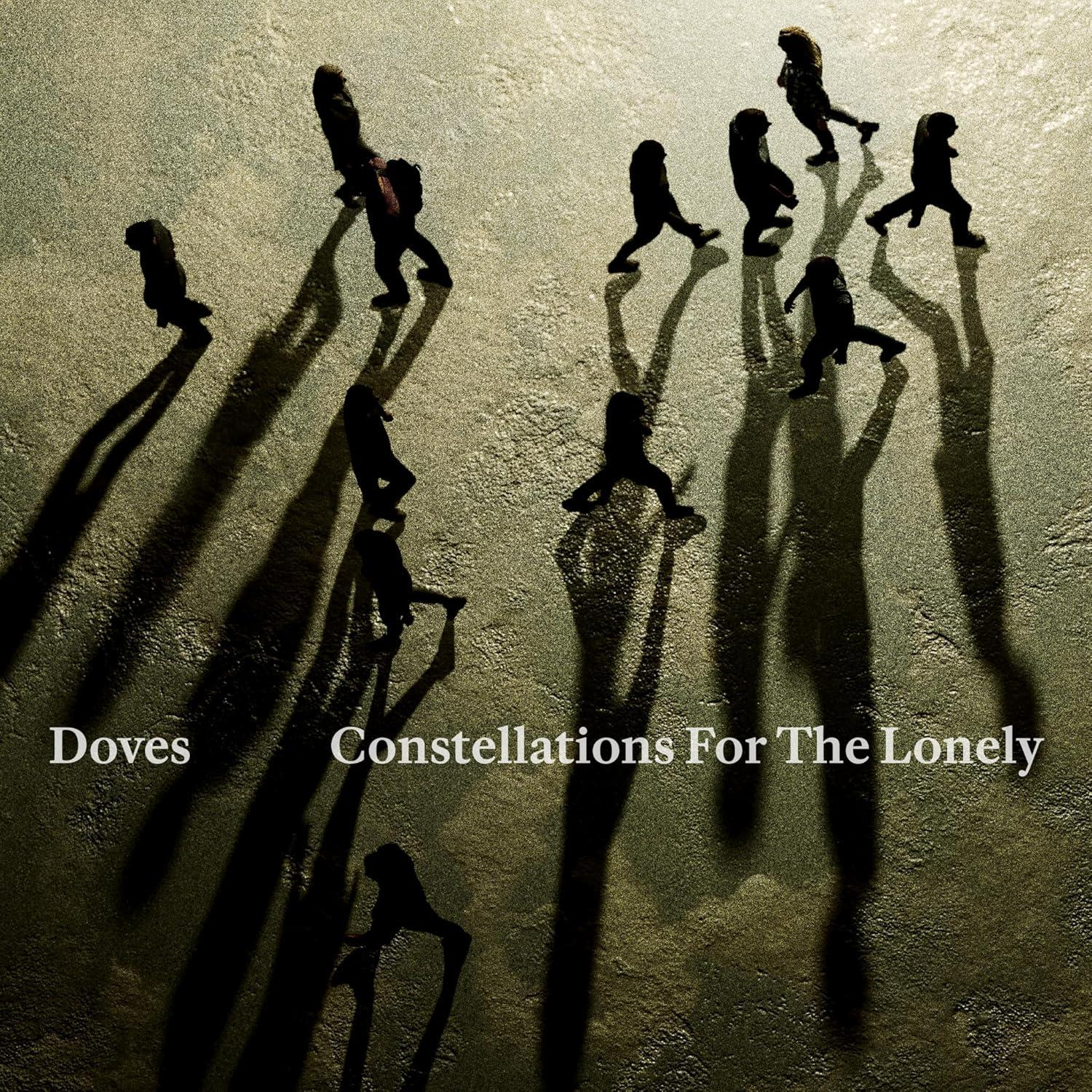 Cover eines Albums mit dem Titel 'Constellations For The Lonely' mit Silhouetten von Menschen.