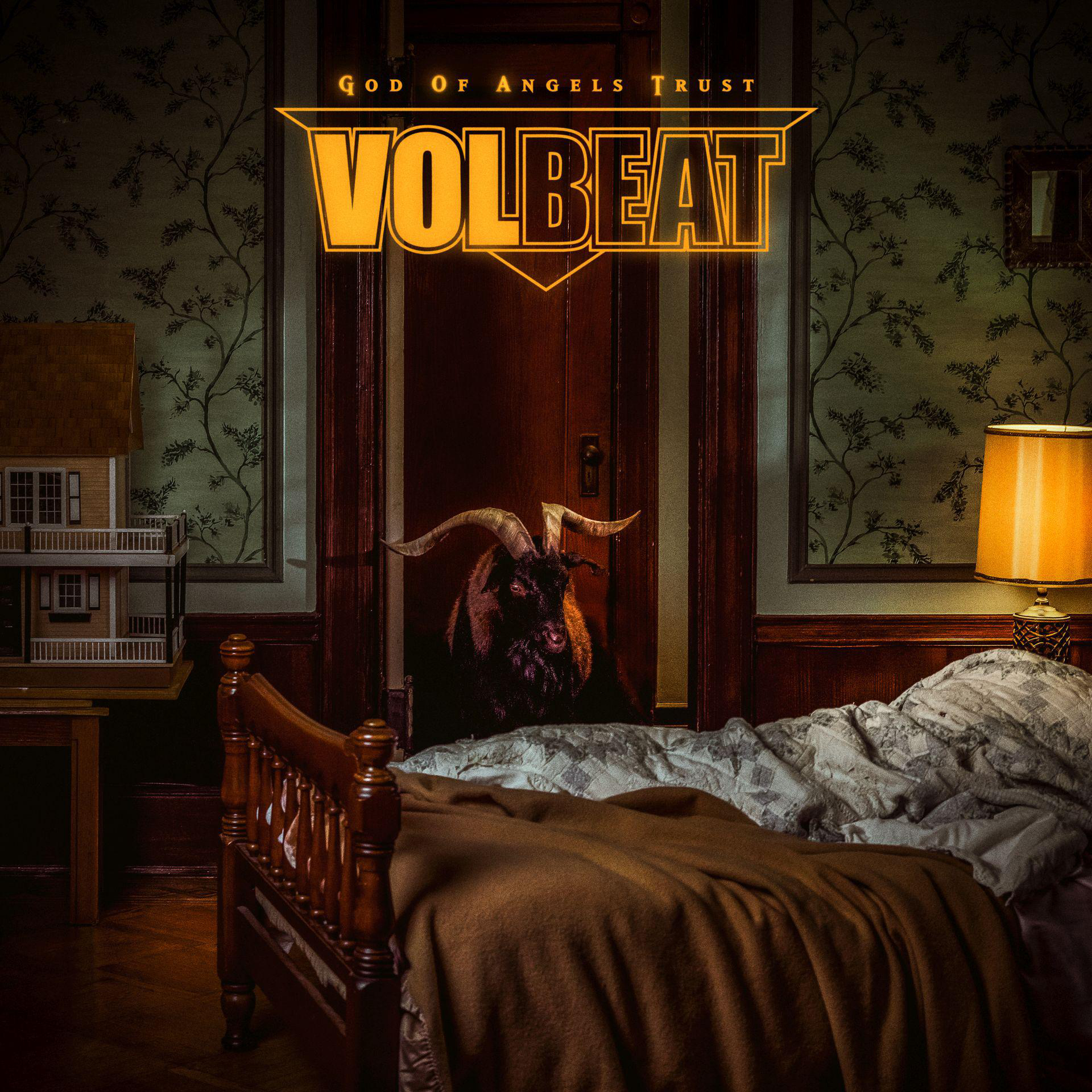Albumcover von Volbeat, eine ziegenartige Figur in einem Raum, mit Bett und Lampe.