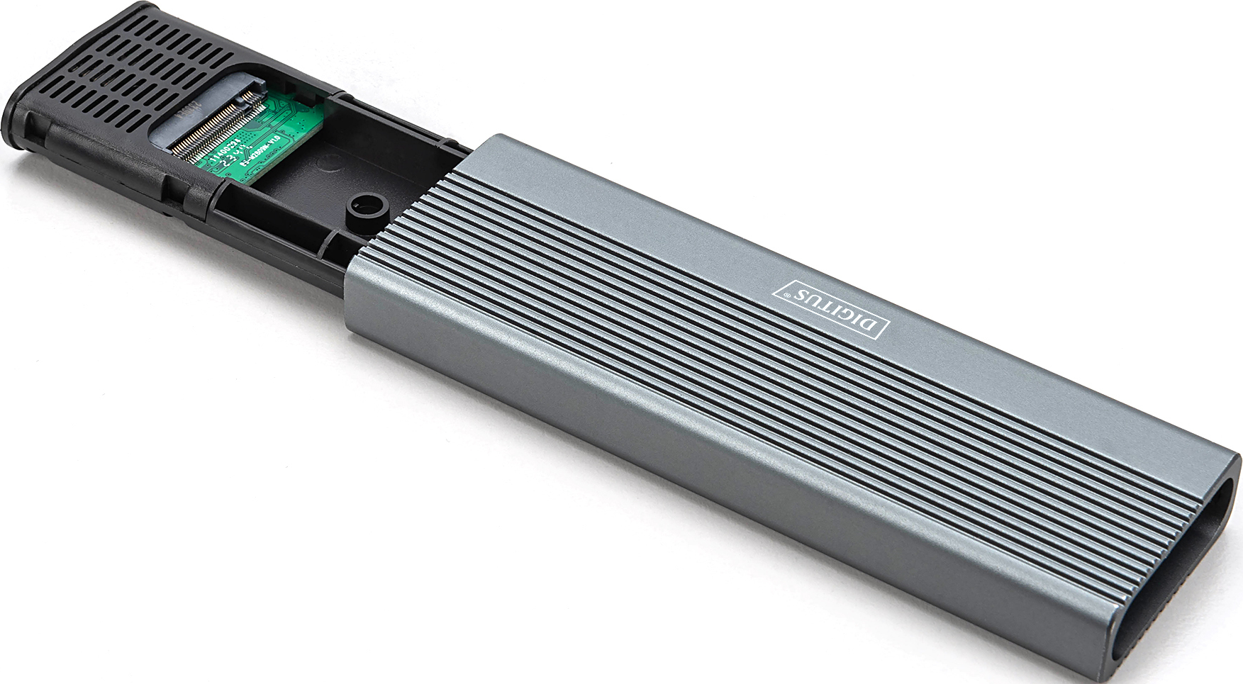 Silbernes, rechteckiges Digitus SSD-Gehäuse. Die Oberseite lässt sich öffnen und gibt das Innere frei.