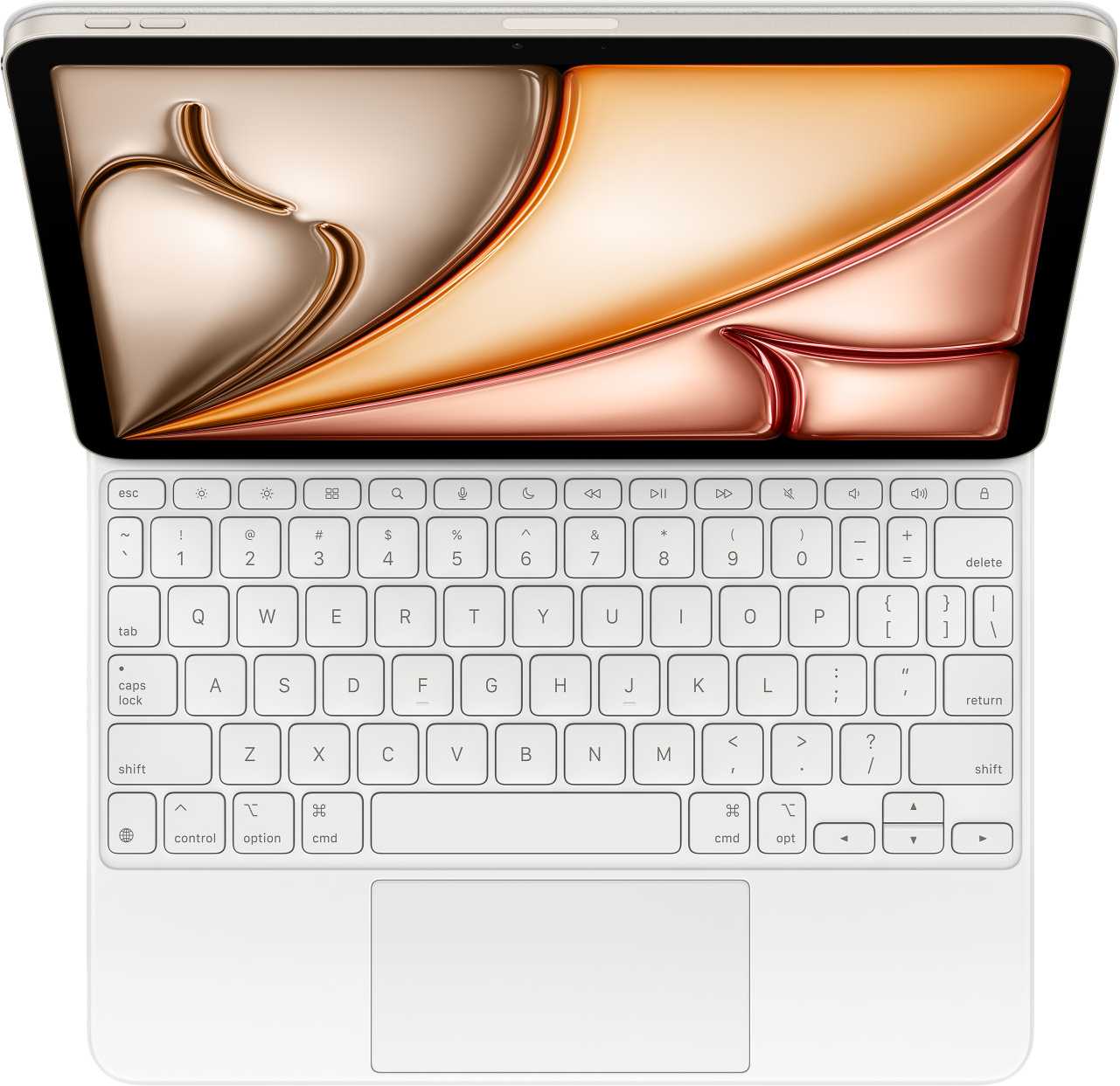 Laptop billentyűzet és képernyő, felülnézetből, fehér felületen.