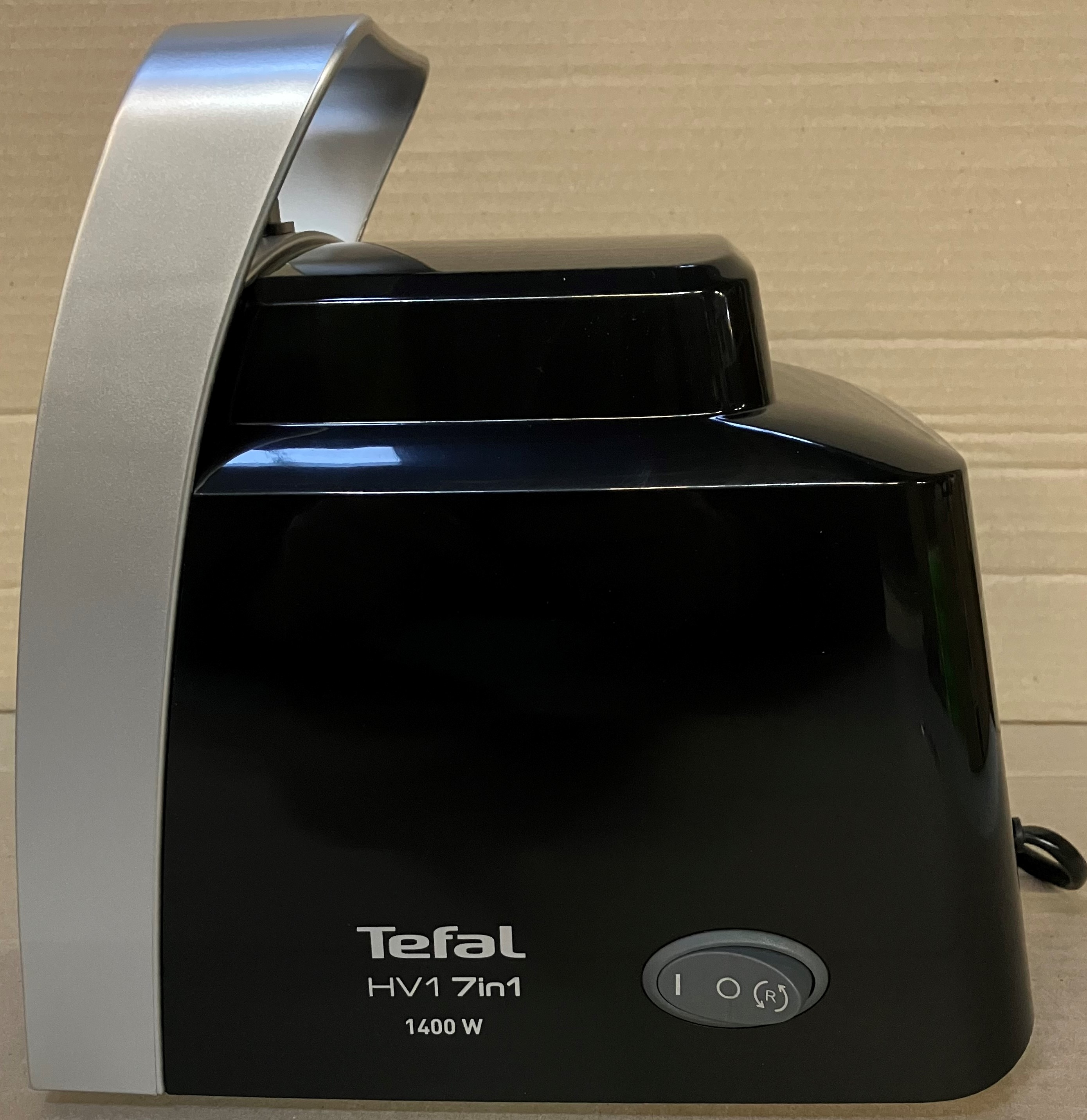 OUTLET - Maszynka do mięsa TEFAL NE108831 MMC HV1 7IN1 BLACK EE Czarno-srebrny