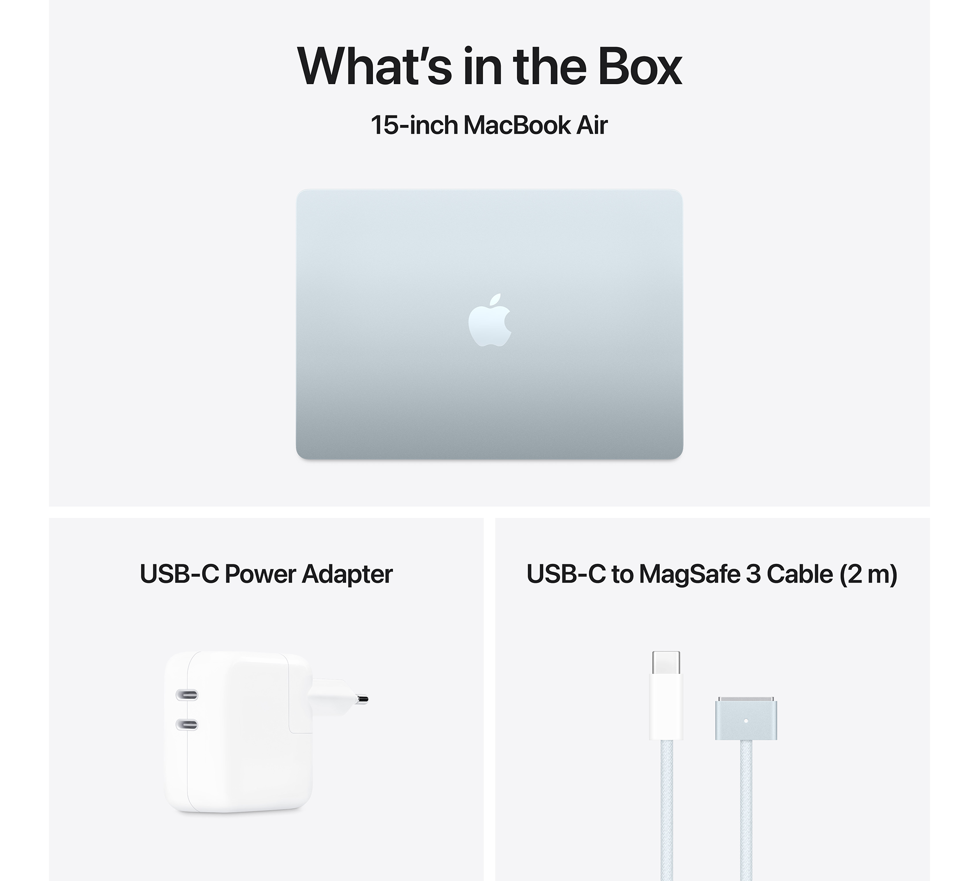 Egy nyitott ezüst MacBook Air, egy fehér hálózati adapter és egy USB-C-MagSafe kábel.