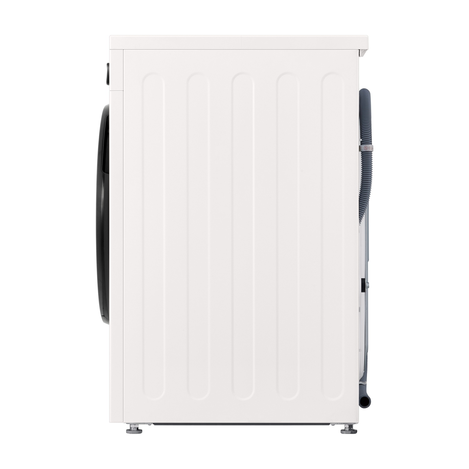 Il lato di una lavatrice bianca. La porta è nera e ha un tubo sul retro.